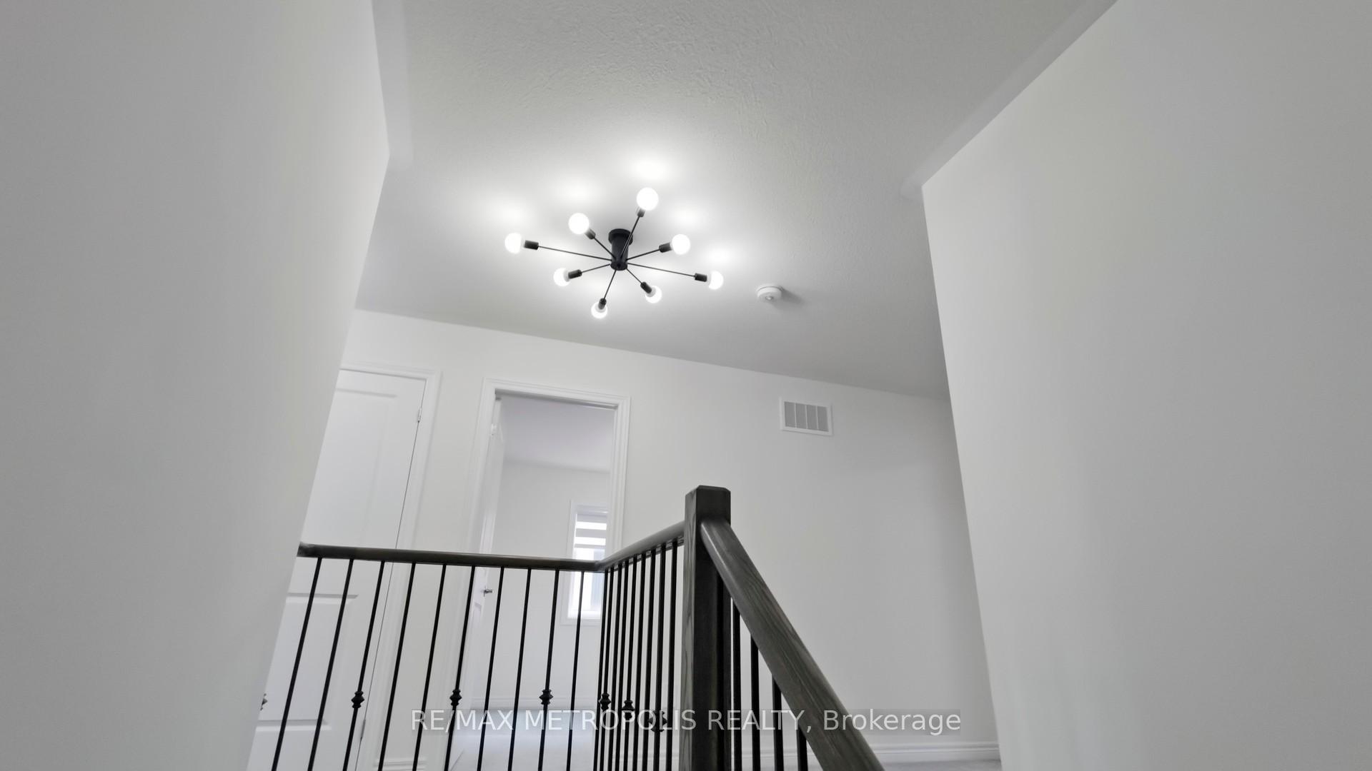 Photo 28 of 1315 Davis Loop, Innisfil, Lefroy — HOMEH