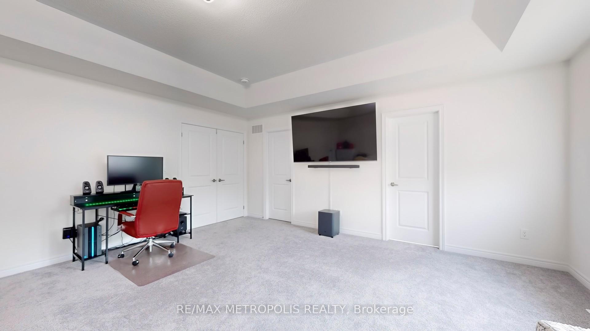 Photo 31 of 1315 Davis Loop, Innisfil, Lefroy — HOMEH
