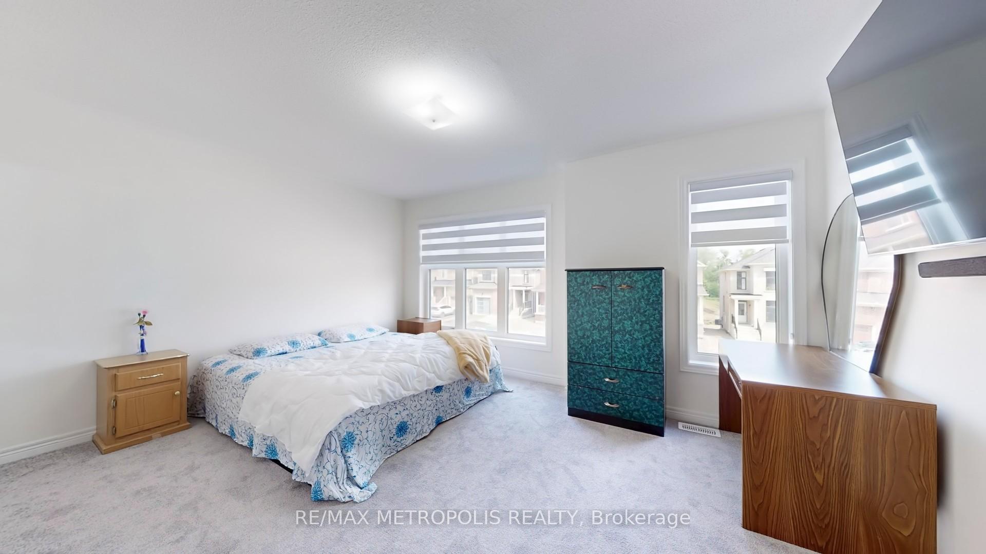 Photo 37 of 1315 Davis Loop, Innisfil, Lefroy — HOMEH