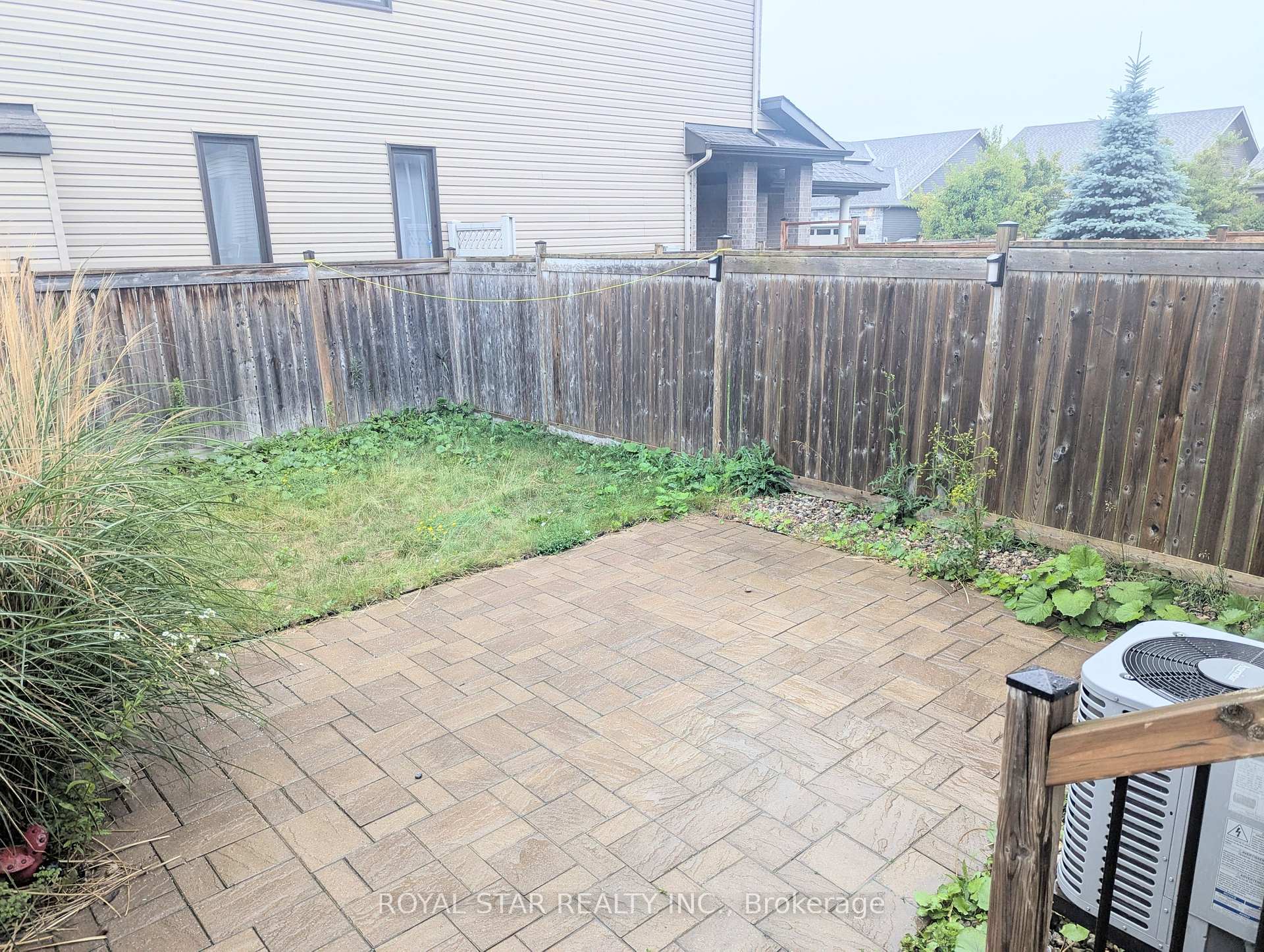 Photo 23 of 421 Livery Street, Ottawa, Kanata - Emerald Meadows/Trailwest — HOMEH