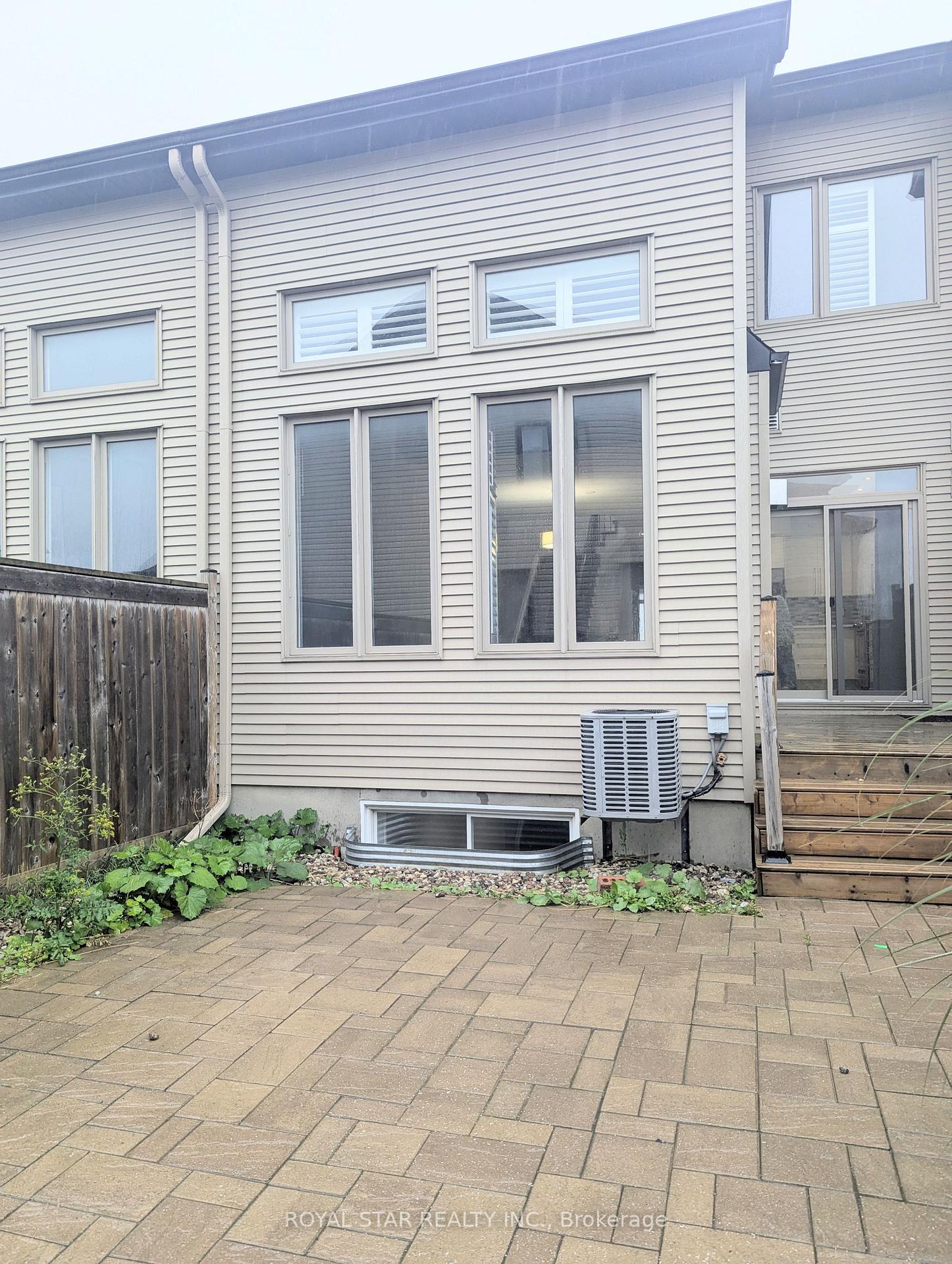 Photo 24 of 421 Livery Street, Ottawa, Kanata - Emerald Meadows/Trailwest — HOMEH
