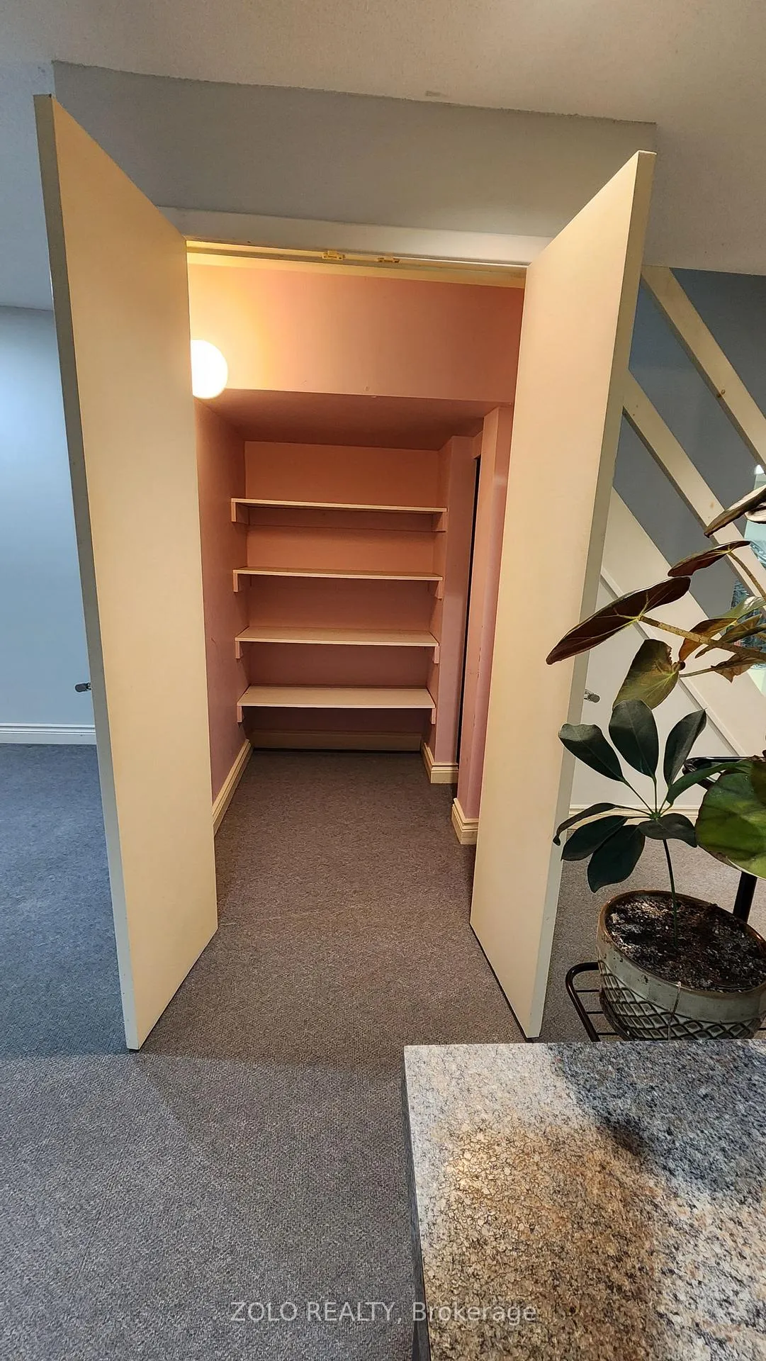 Photo 13 of Unit Lower W/O, 27 Abraham Avenue, Markham, Aileen-Willowbrook — HOMEH
