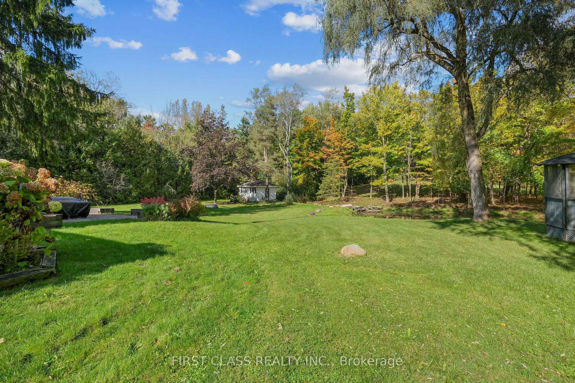 Photo 35 of 125 Watch Hill Road, King, King City — HOMEH