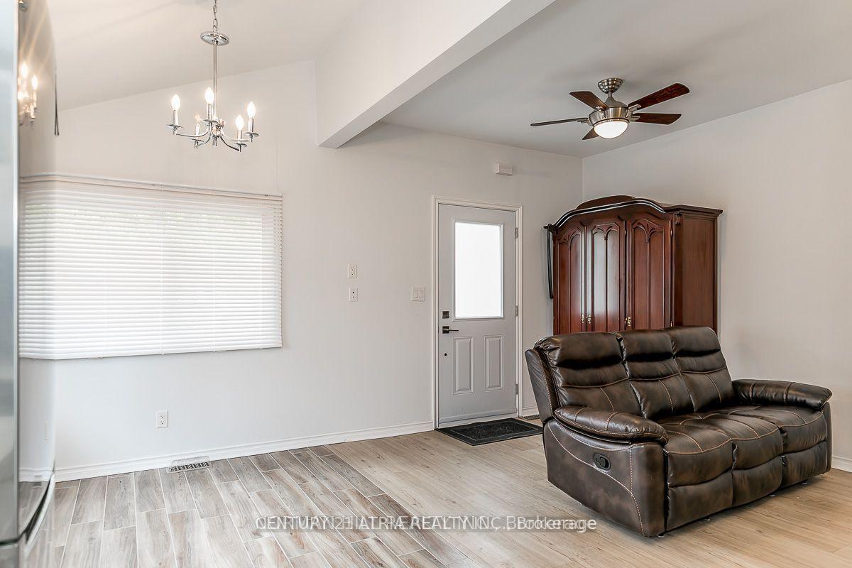 Photo 3 of 1277 Temple Avenue, Innisfil, Rural Innisfil — HOMEH
