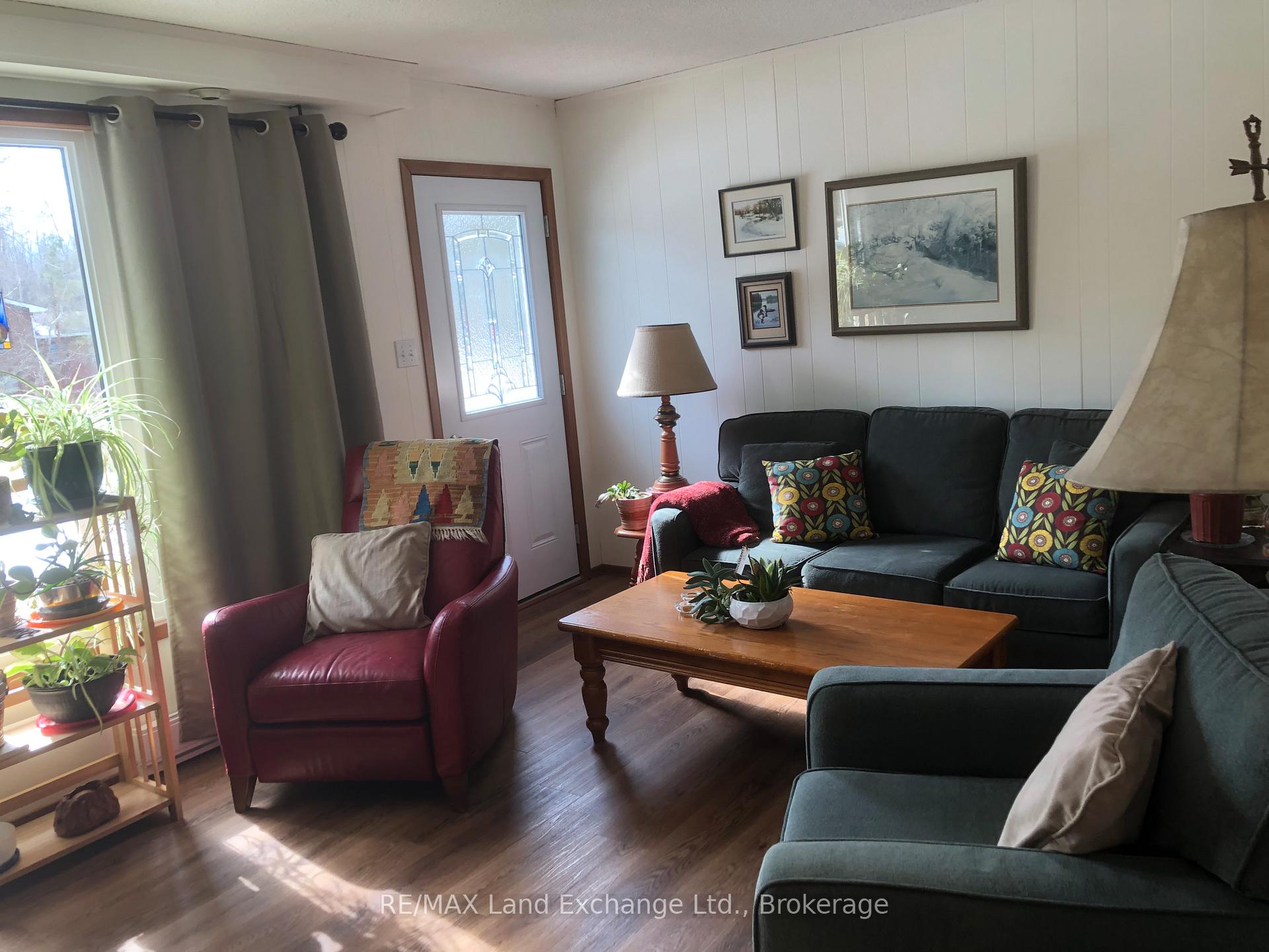 Photo 5 of 8 South Cedar Lane, Kincardine — HOMEH