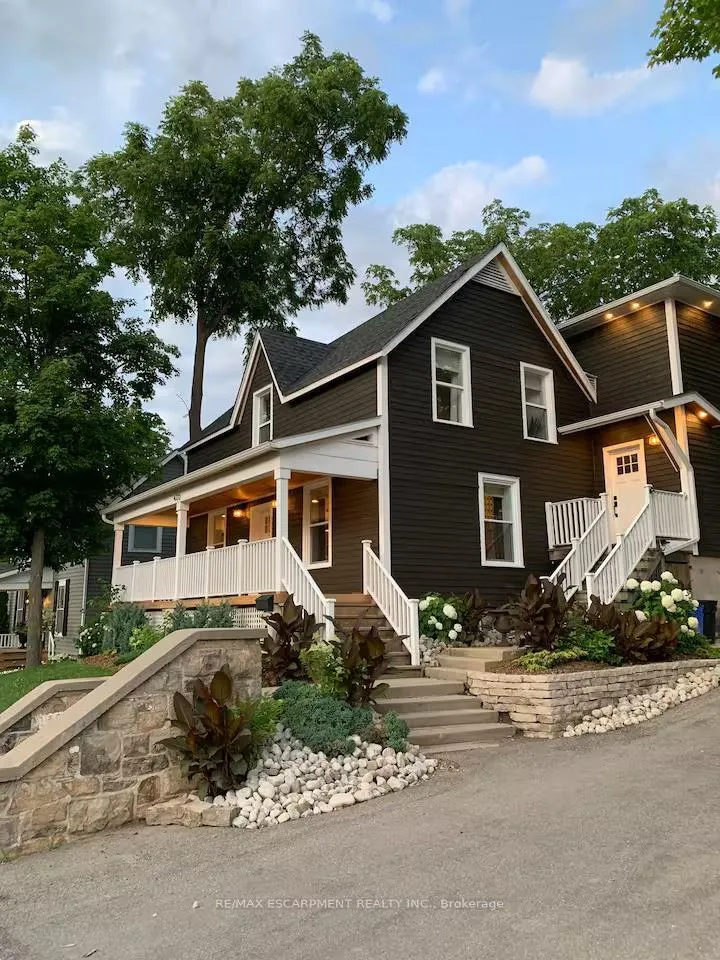 Photo 2 of Unit 1, 426 Wilson Street E, Hamilton, Ancaster — HOMEH