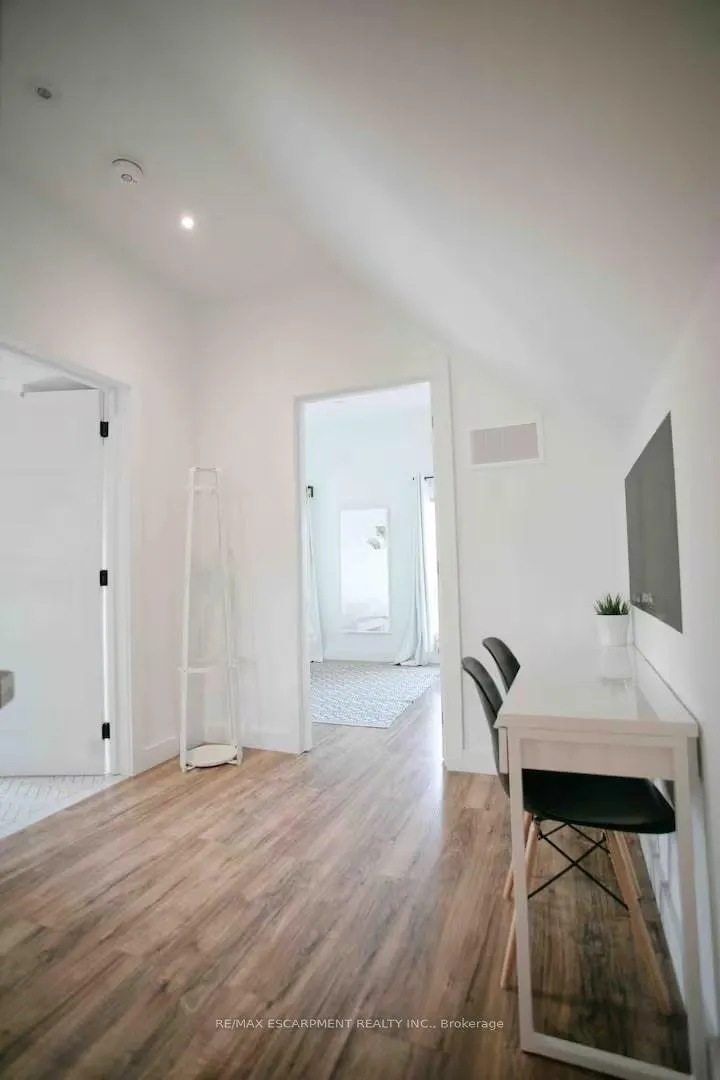 Photo 28 of Unit 1, 426 Wilson Street E, Hamilton, Ancaster — HOMEH