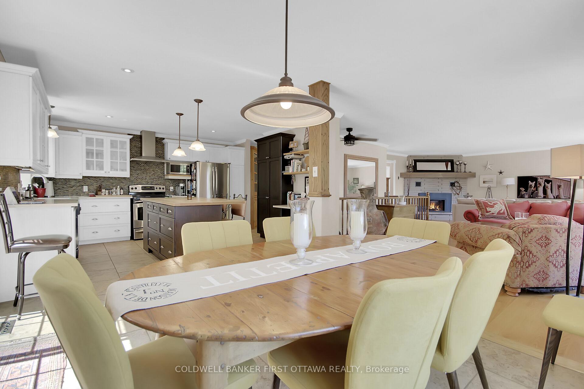 Photo 10 of 5937 Rideau Valley Drive N, Ottawa, Manotick South to Roger Stevens — HOMEH