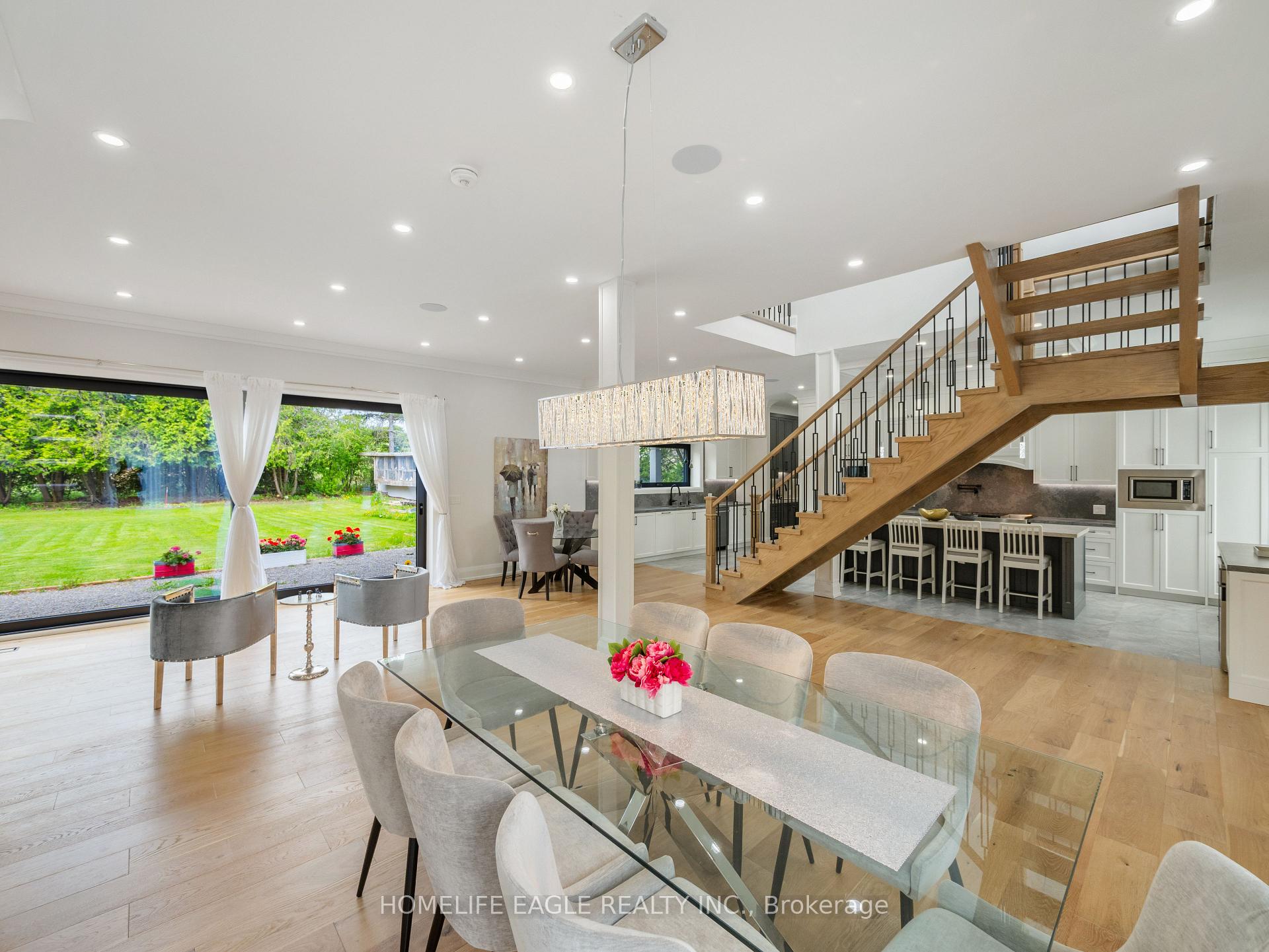 Photo 8 of 15714 Bathurst Street, King, Rural King — HOMEH