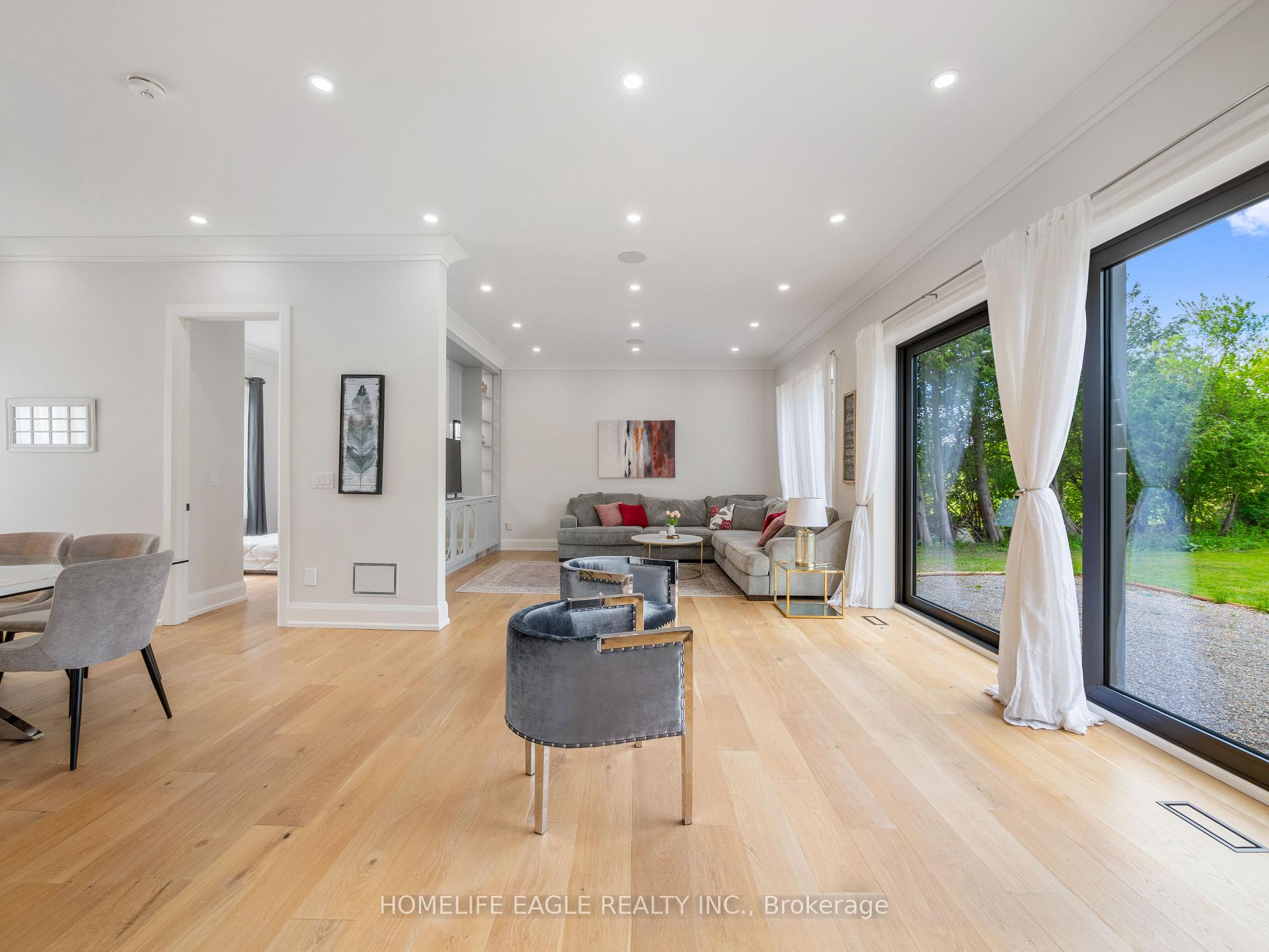 Photo 11 of 15714 Bathurst Street, King, Rural King — HOMEH