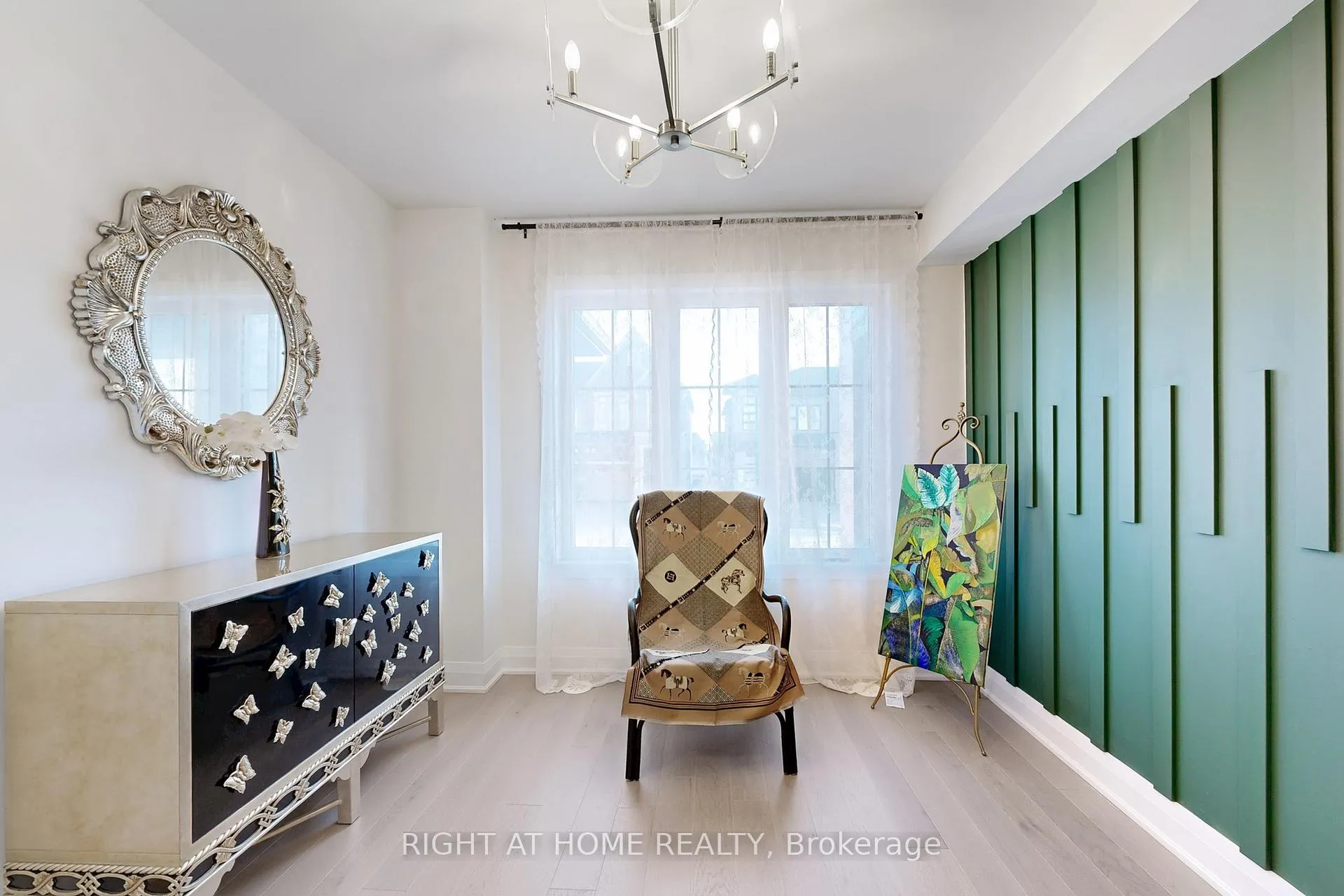 Photo 3 of 10 Percy Rye Avenue, Markham, Angus Glen — HOMEH