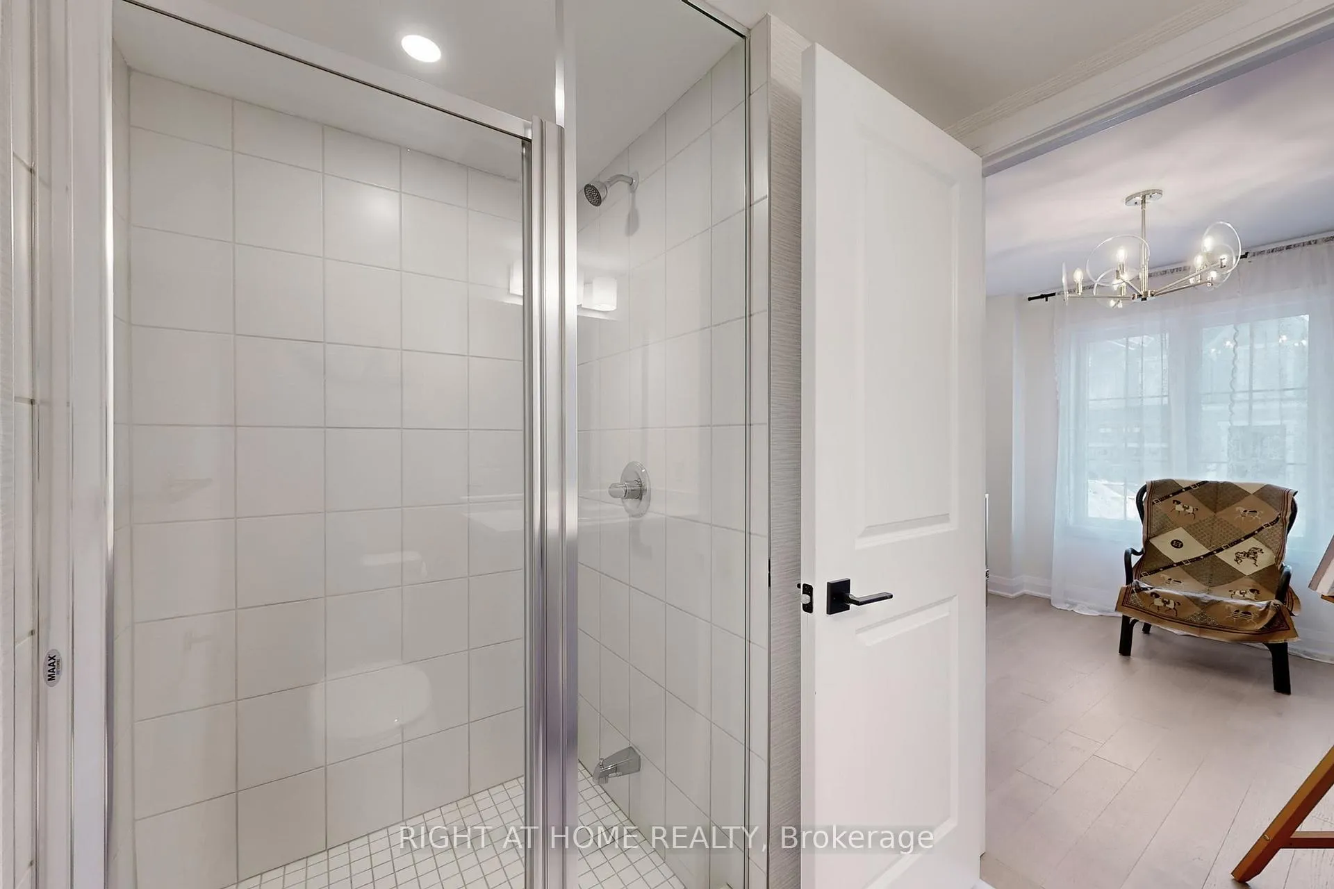 Photo 7 of 10 Percy Rye Avenue, Markham, Angus Glen — HOMEH