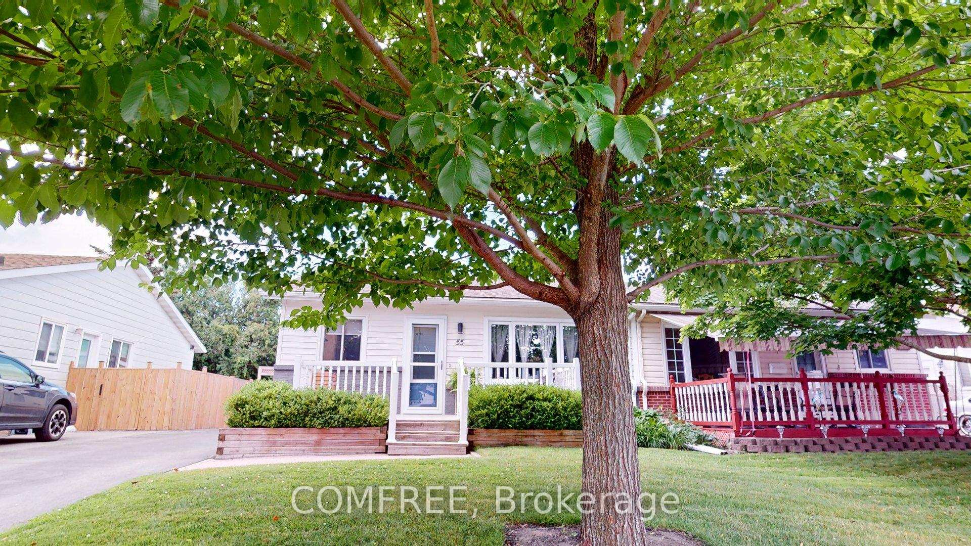 Photo 3 of 55 Binscarth Crescent, Ottawa, Kanata - Glencairn/Hazeldean — HOMEH