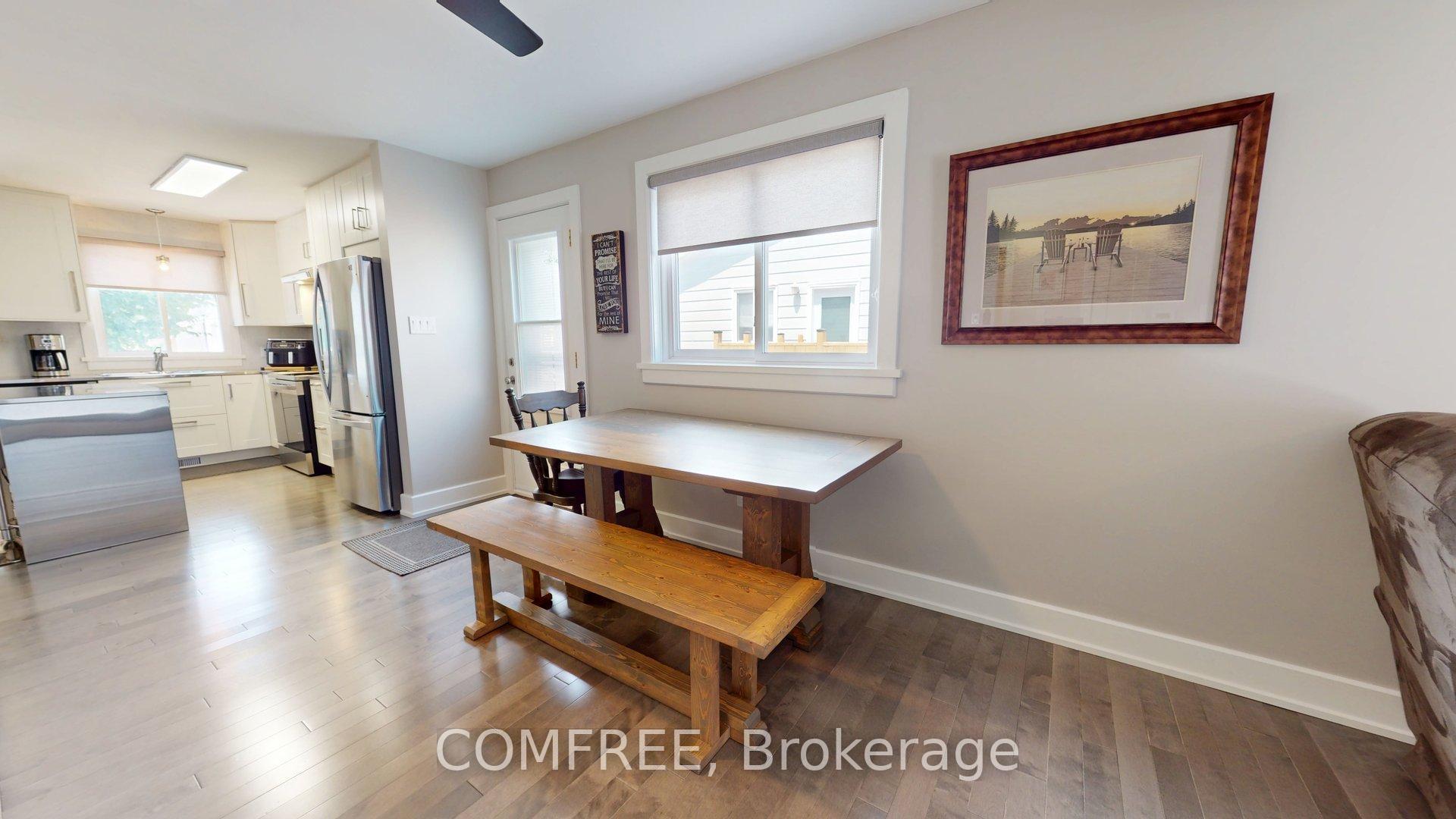 Photo 5 of 55 Binscarth Crescent, Ottawa, Kanata - Glencairn/Hazeldean — HOMEH