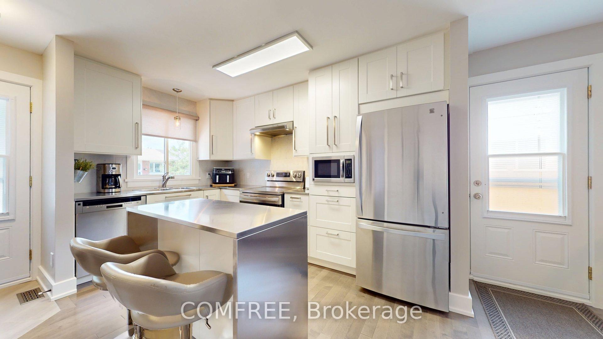 Photo 7 of 55 Binscarth Crescent, Ottawa, Kanata - Glencairn/Hazeldean — HOMEH