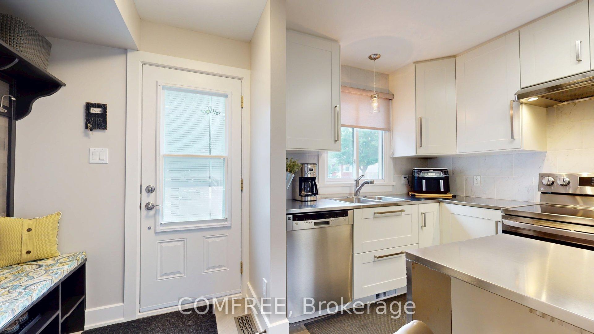 Photo 8 of 55 Binscarth Crescent, Ottawa, Kanata - Glencairn/Hazeldean — HOMEH