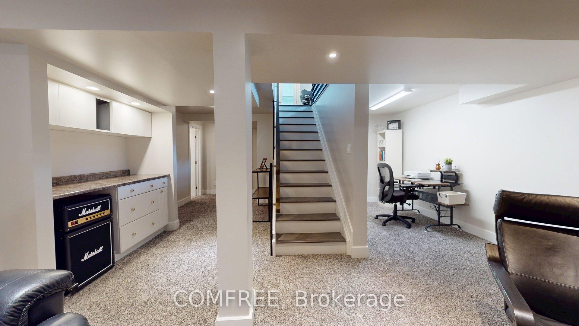 Photo 19 of 55 Binscarth Crescent, Ottawa, Kanata - Glencairn/Hazeldean — HOMEH