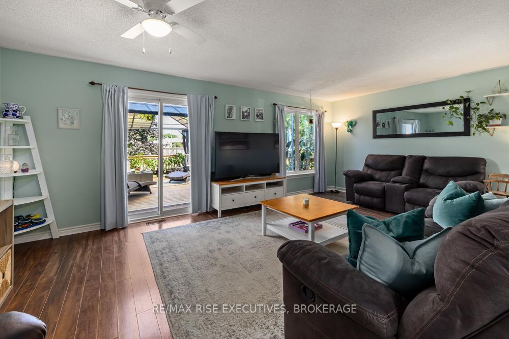 Photo 10 of 105 McKeown Crescent, Loyalist, Amherstview — HOMEH