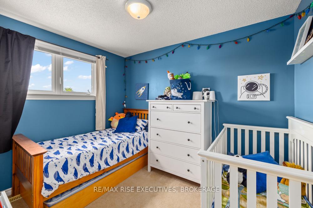 Photo 18 of 105 McKeown Crescent, Loyalist, Amherstview — HOMEH