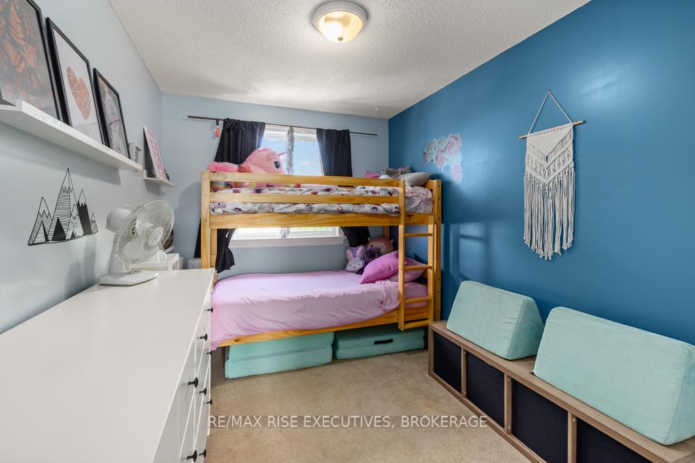 Photo 19 of 105 McKeown Crescent, Loyalist, Amherstview — HOMEH