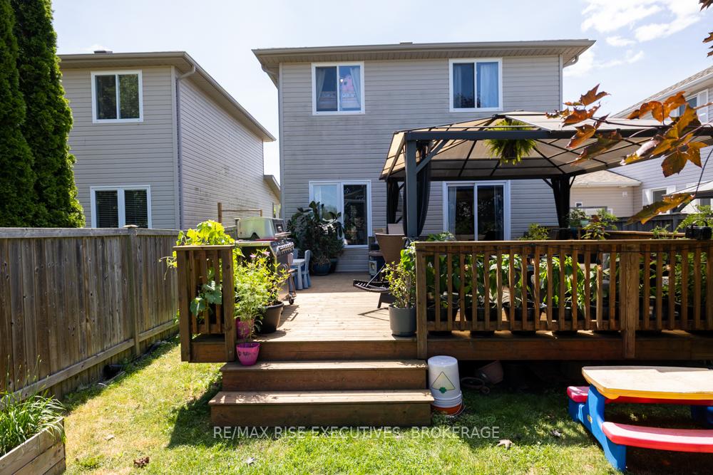 Photo 36 of 105 McKeown Crescent, Loyalist, Amherstview — HOMEH
