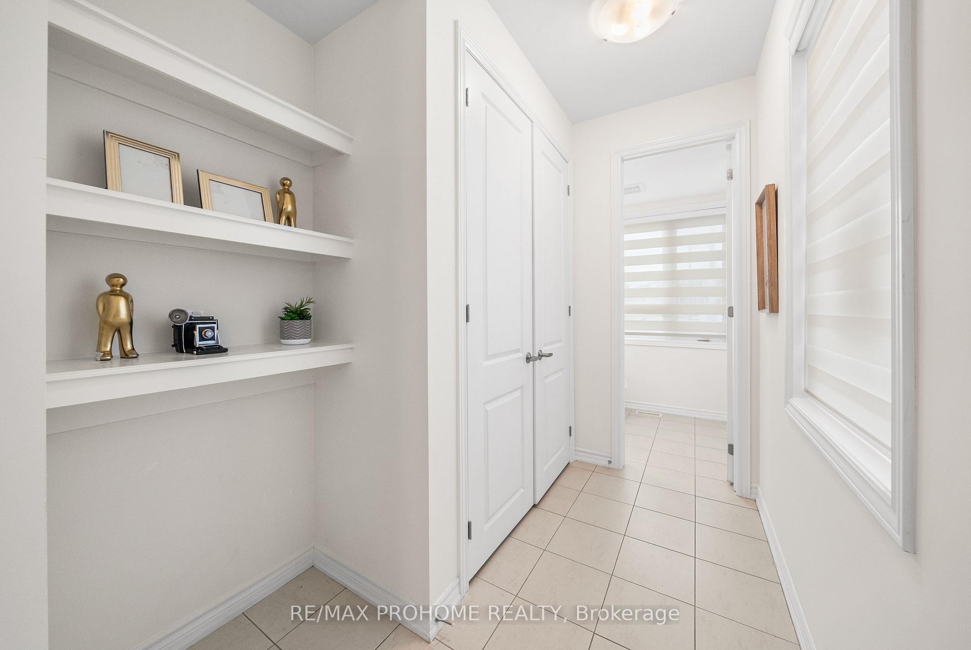 Photo 7 of 1 Frederick Roman Avenue, Markham, Victoria Square — HOMEH