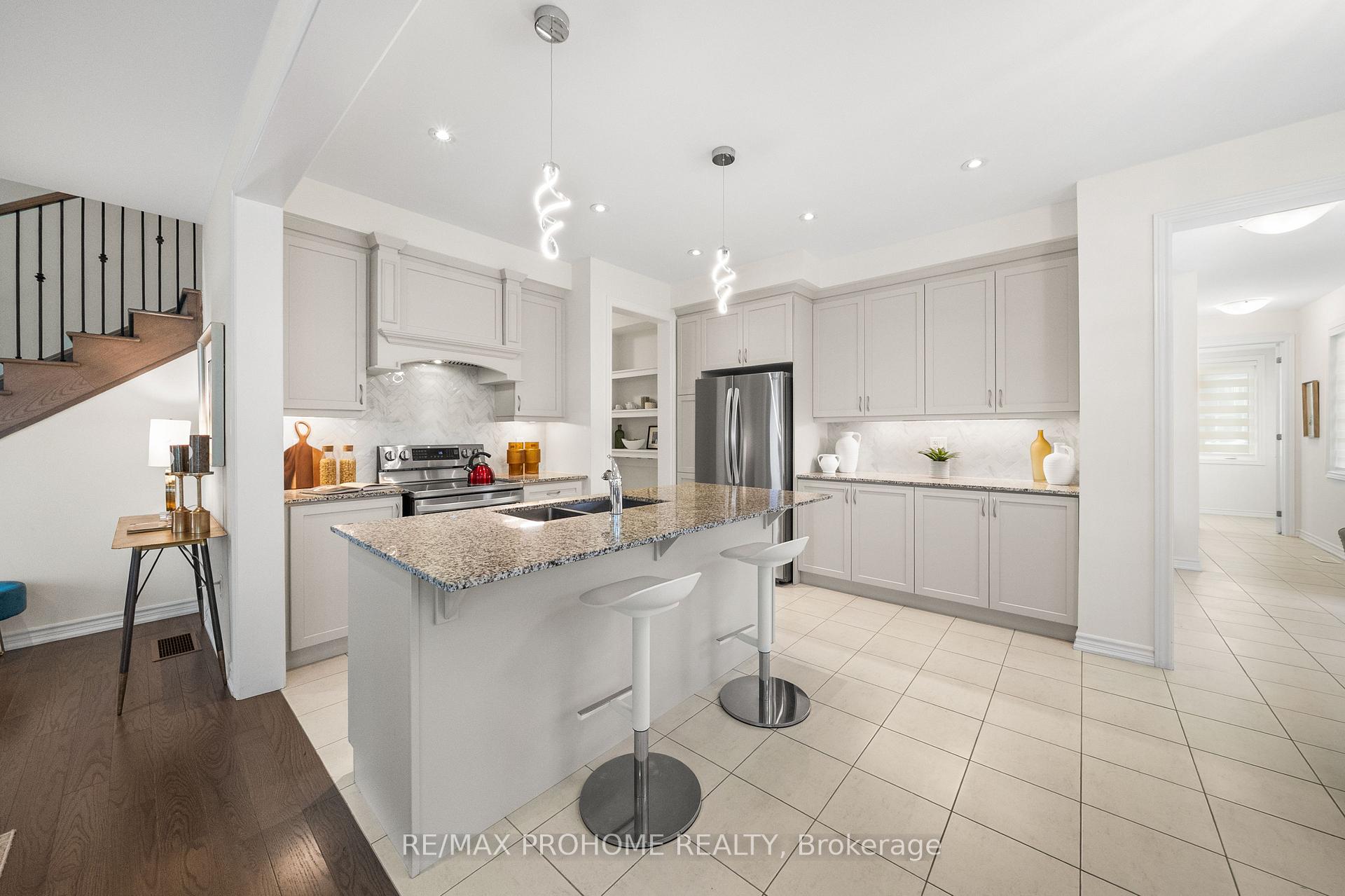 Photo 16 of 1 Frederick Roman Avenue, Markham, Victoria Square — HOMEH