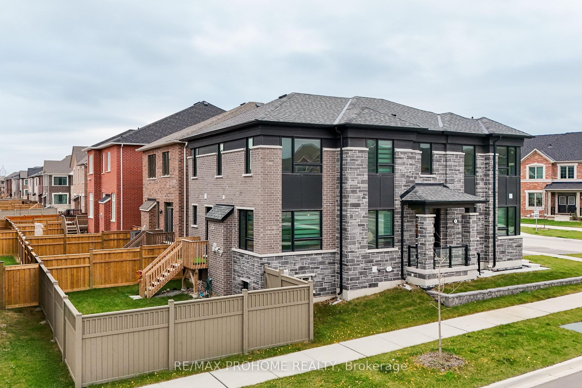 Photo 44 of 1 Frederick Roman Avenue, Markham, Victoria Square — HOMEH