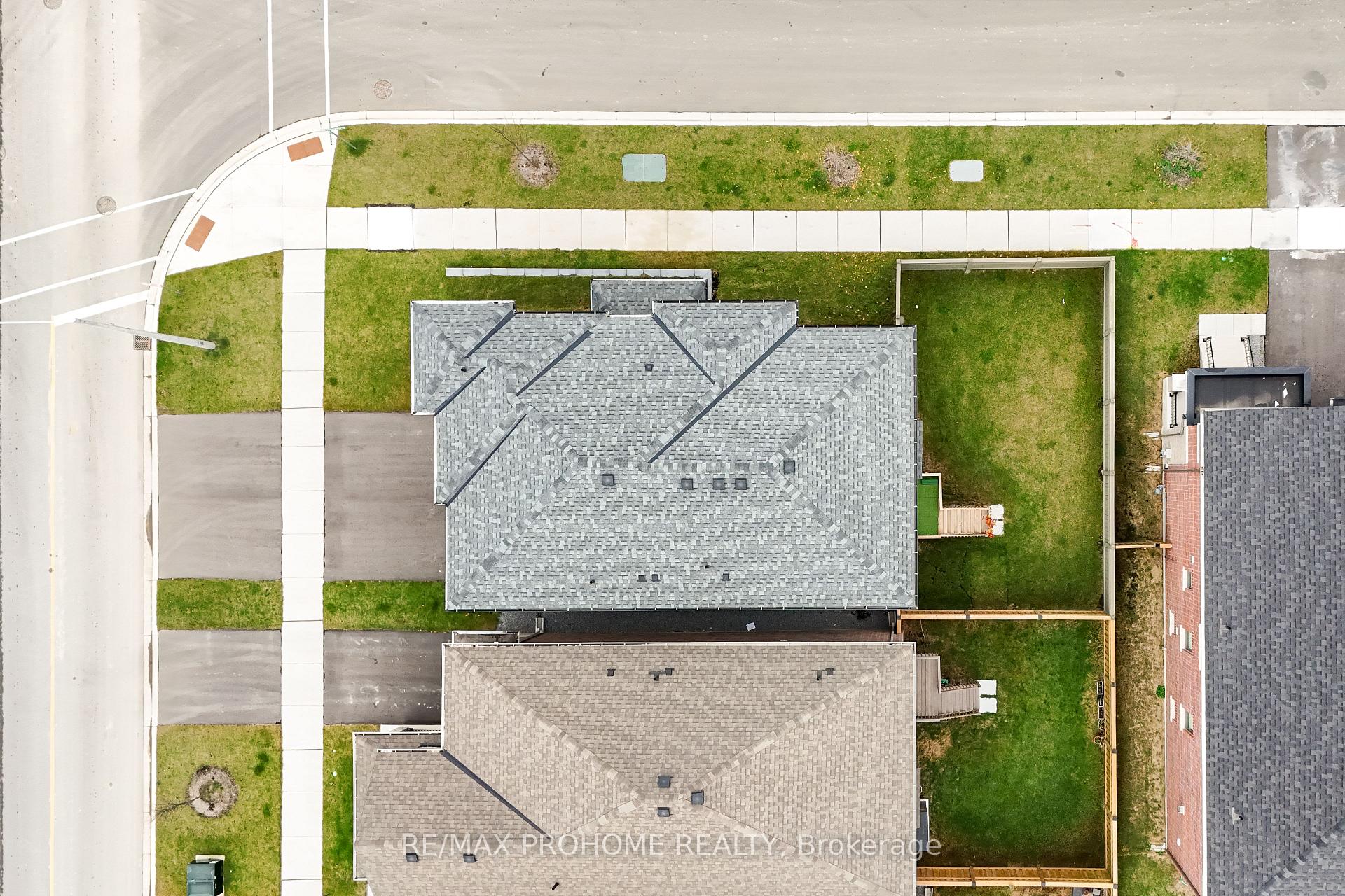 Photo 45 of 1 Frederick Roman Avenue, Markham, Victoria Square — HOMEH