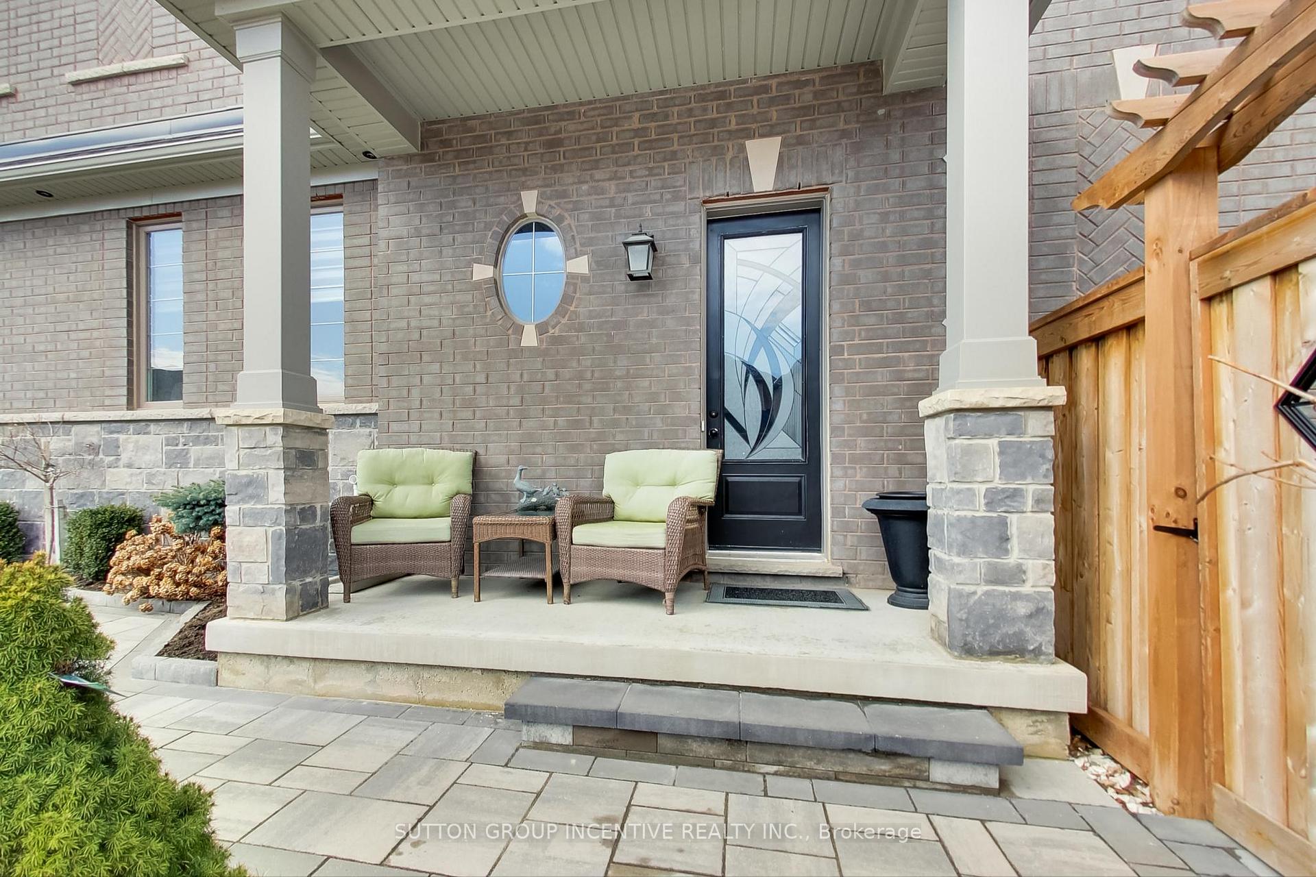 Photo 4 of 1400 Blackmore Street, Innisfil, Alcona — HOMEH