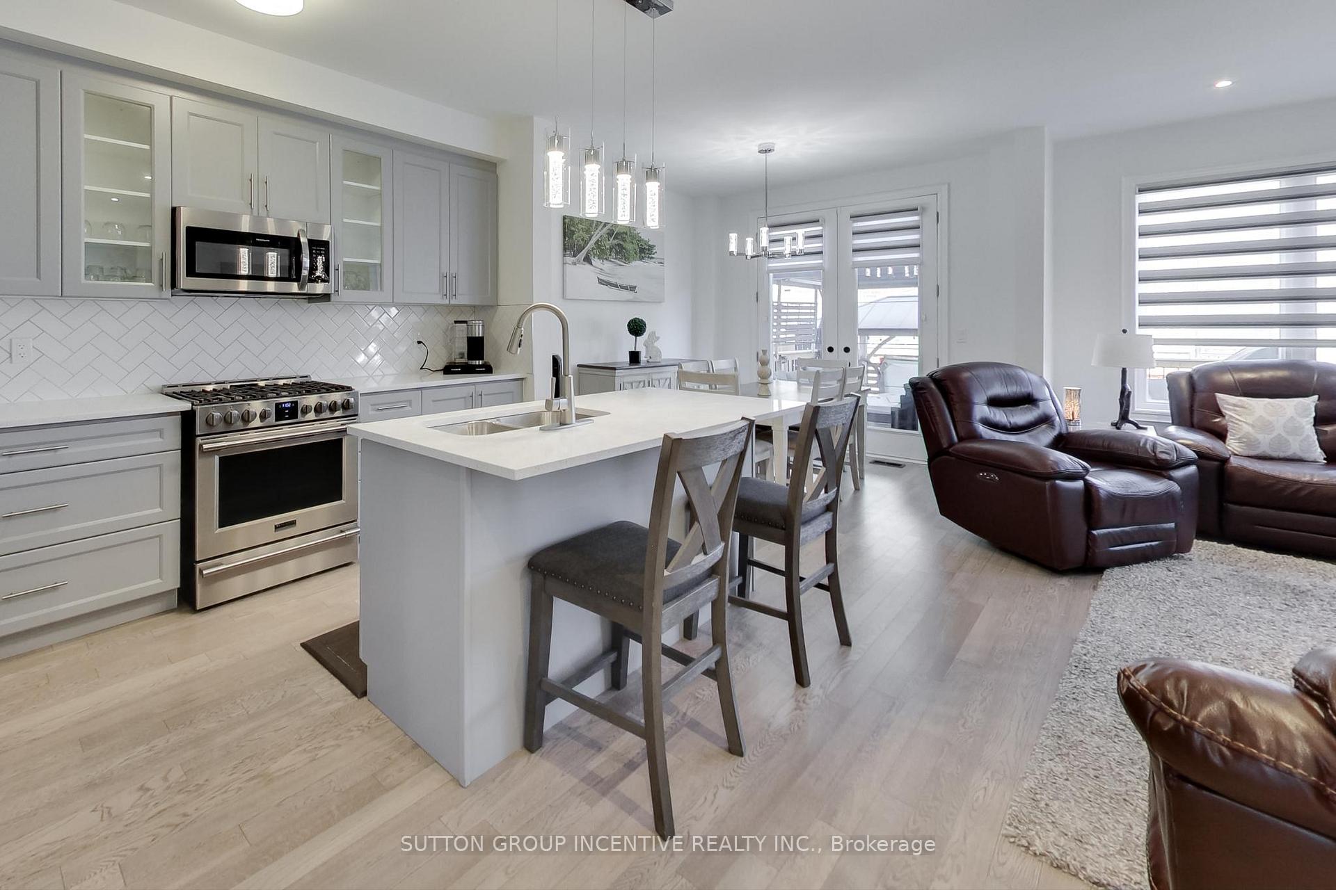 Photo 10 of 1400 Blackmore Street, Innisfil, Alcona — HOMEH