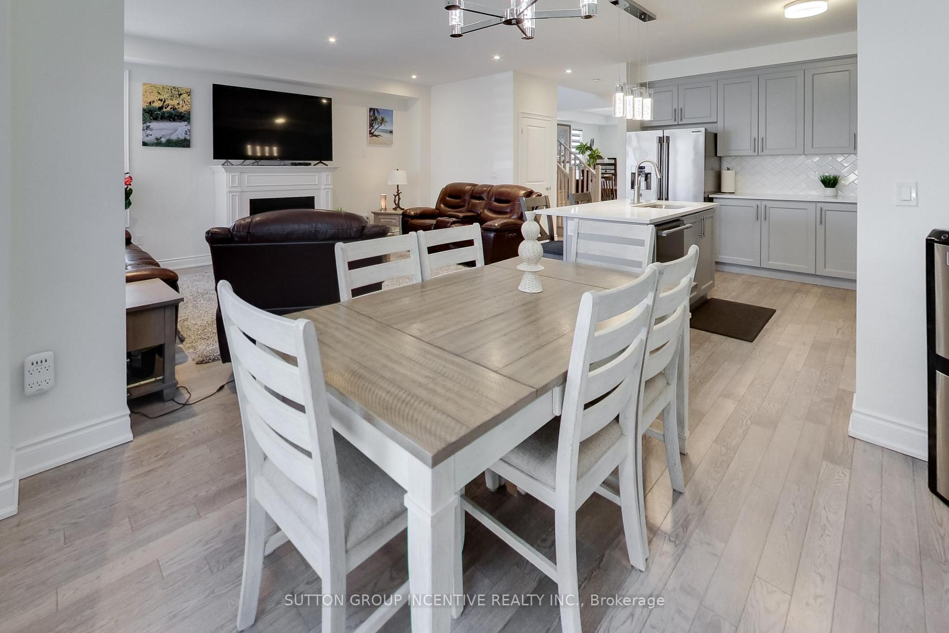Photo 14 of 1400 Blackmore Street, Innisfil, Alcona — HOMEH