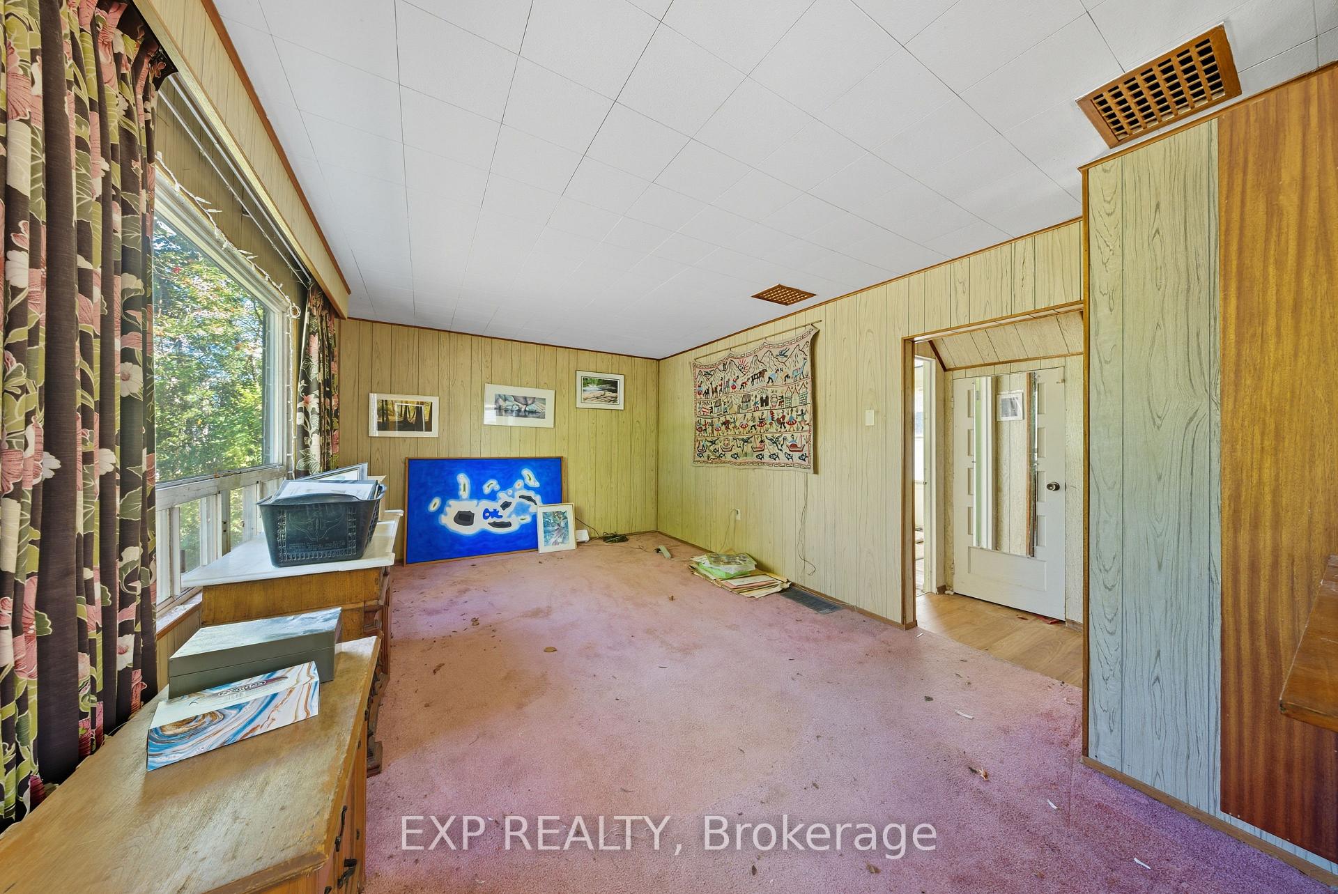 Photo 4 of 35 Glen Road, Kitchener — HOMEH