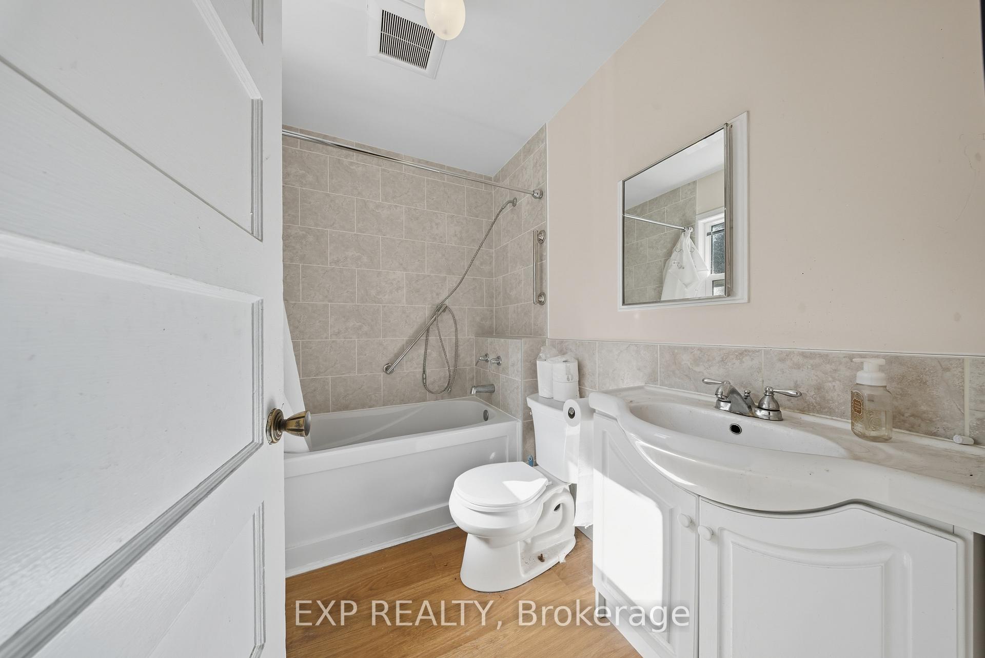 Photo 8 of 35 Glen Road, Kitchener — HOMEH