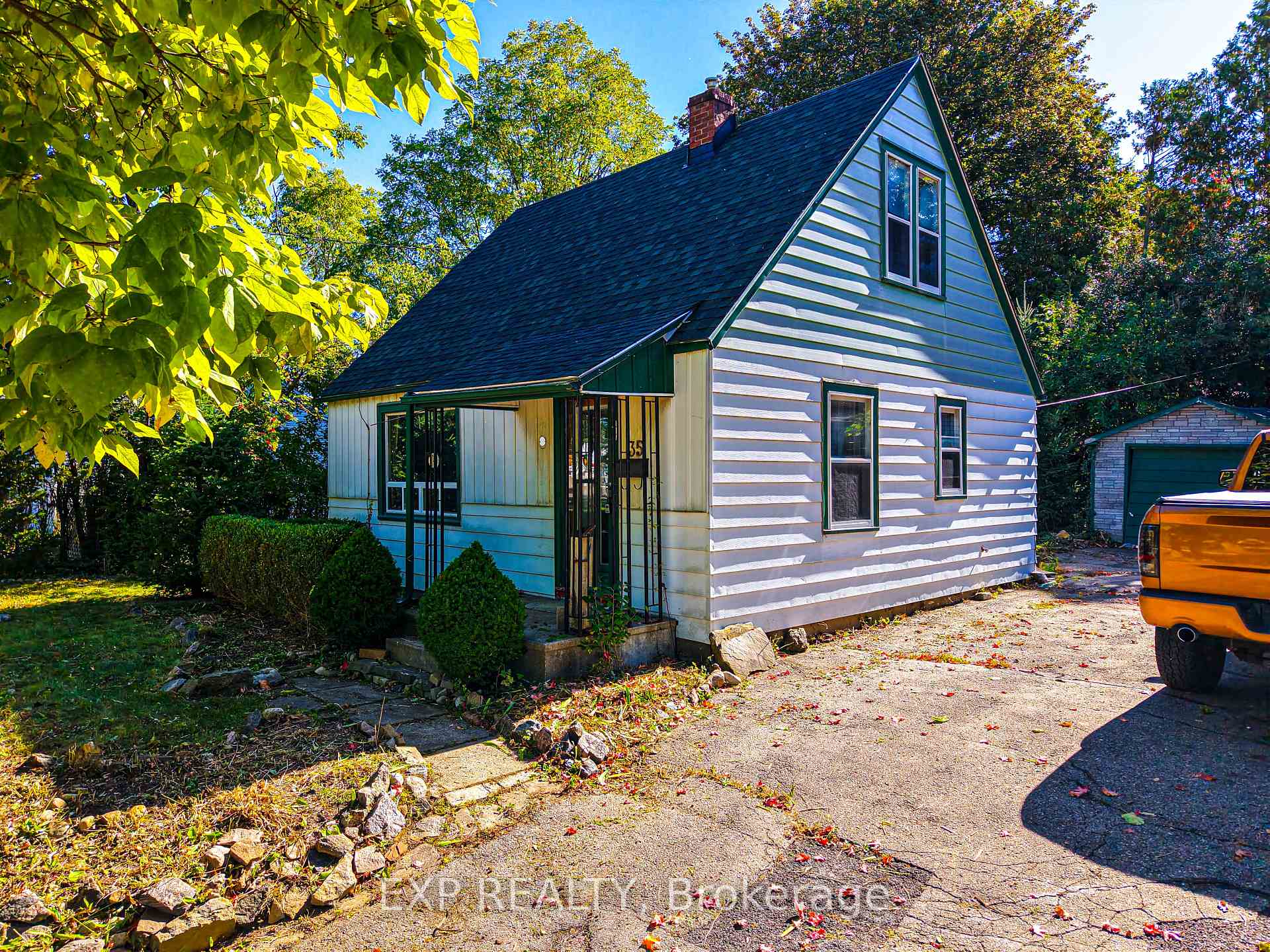 Photo 21 of 35 Glen Road, Kitchener — HOMEH