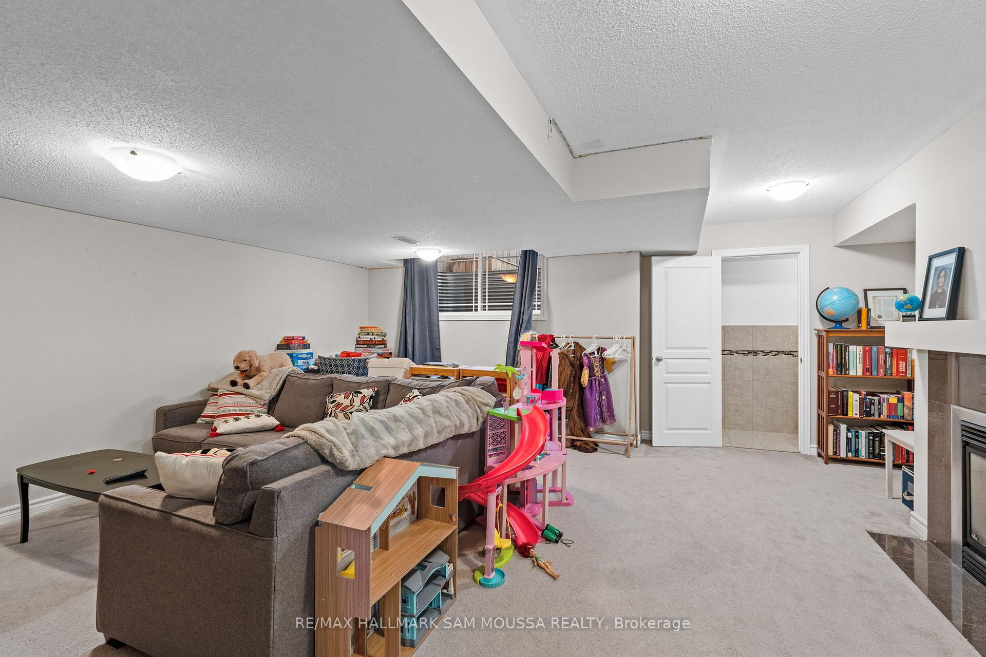 Photo 31 of 442 Barrick Hill Road, Ottawa, Kanata - Emerald Meadows/Trailwest — HOMEH