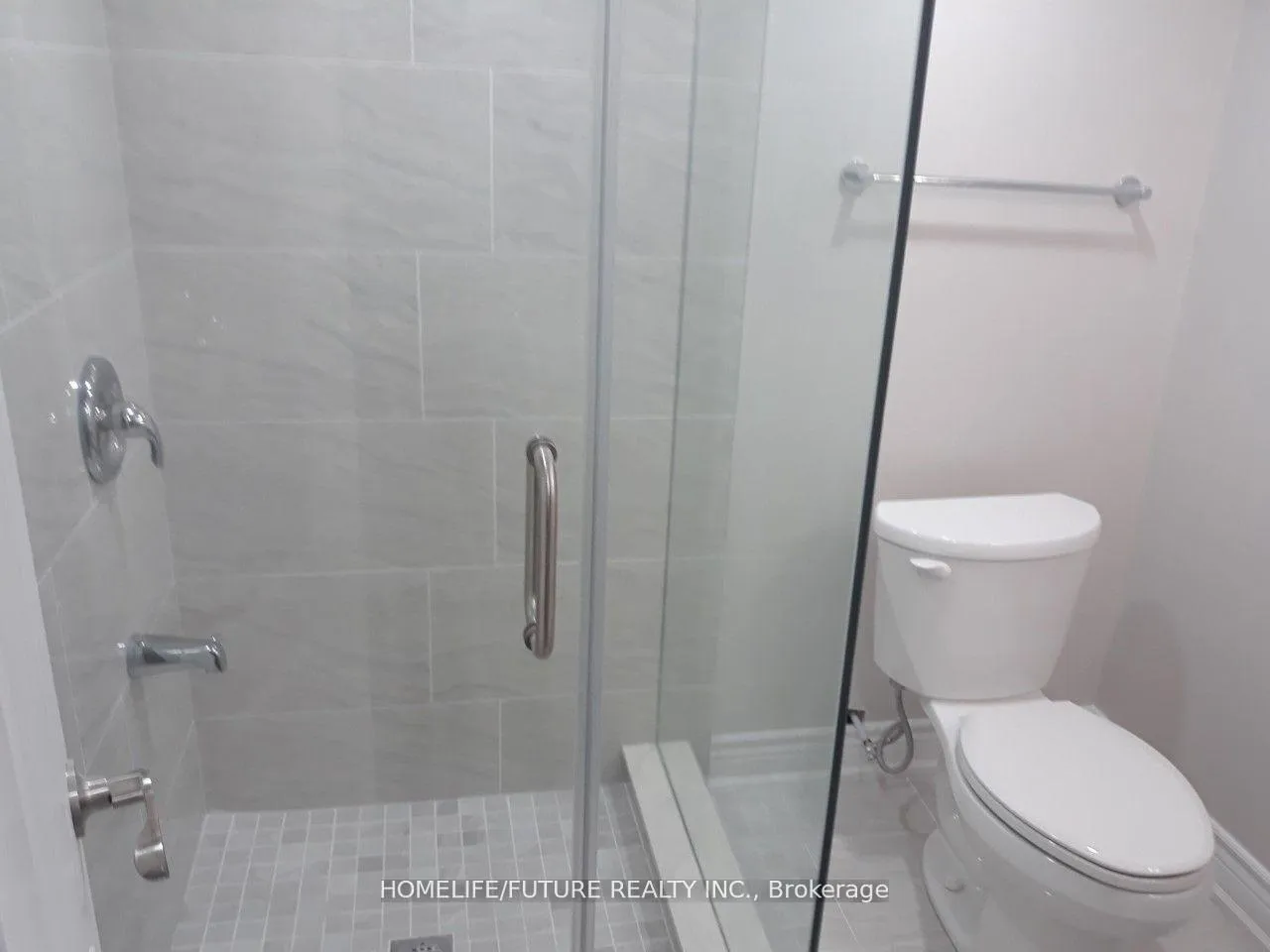 Photo 6 of 21 Eastvale Drive, Markham, Cedarwood — HOMEH