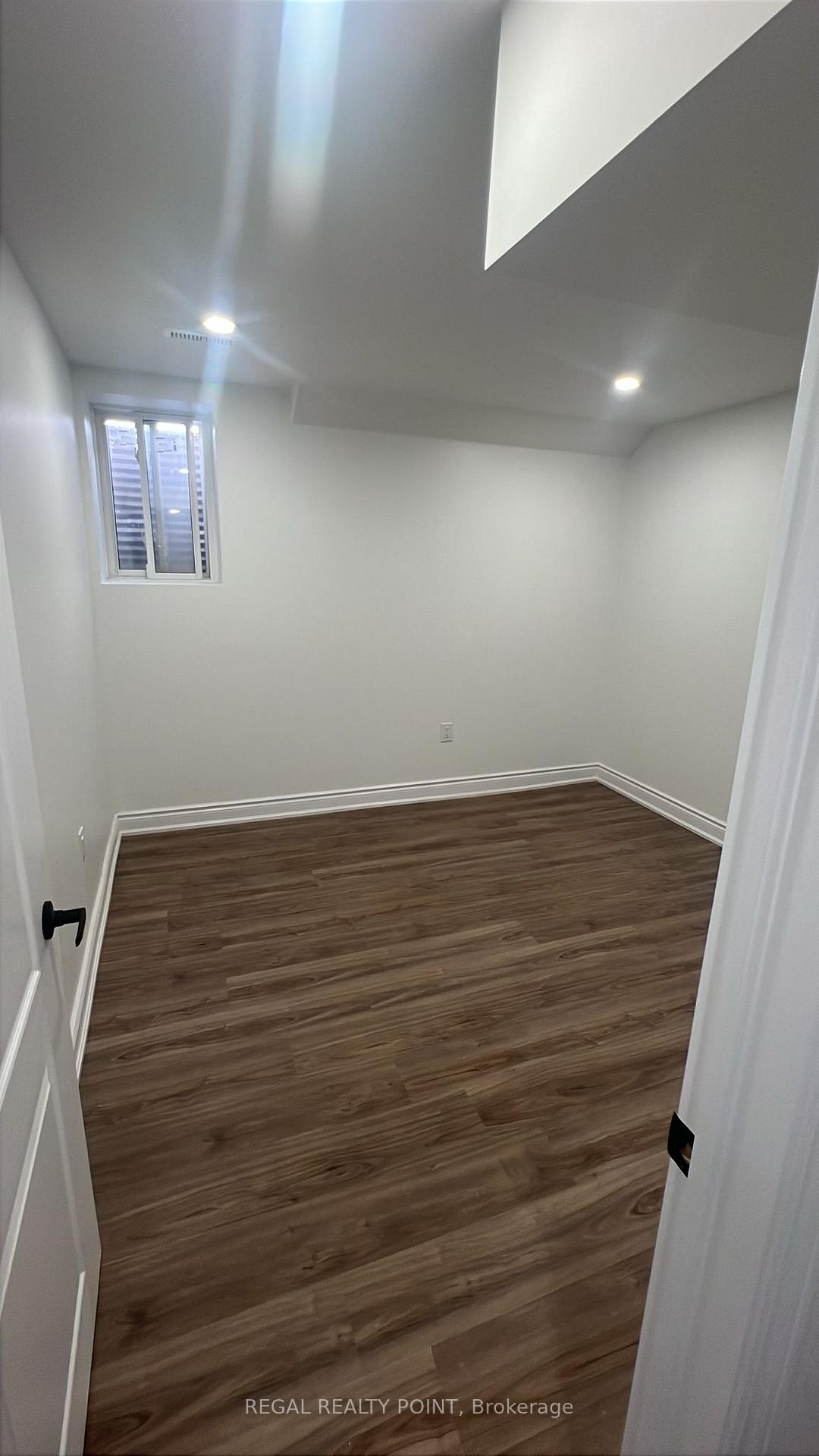 Photo 6 of 11 Sitler Street, Kitchener — HOMEH