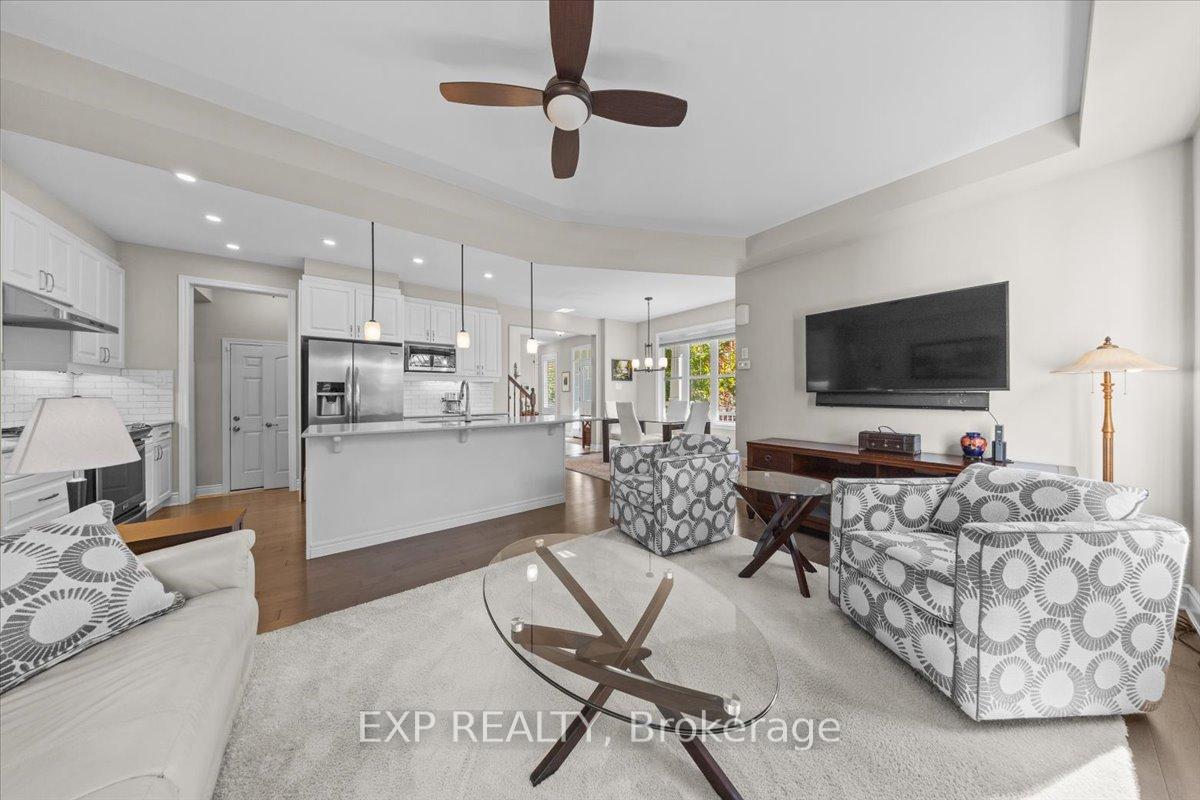 Photo 10 of 33 Solaris Drive, Ottawa, Kanata - Emerald Meadows/Trailwest — HOMEH