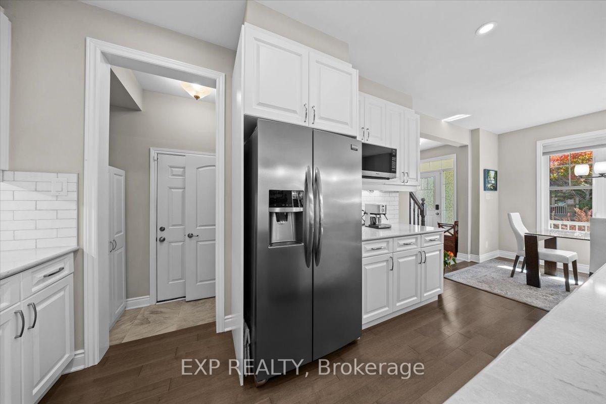 Photo 15 of 33 Solaris Drive, Ottawa, Kanata - Emerald Meadows/Trailwest — HOMEH