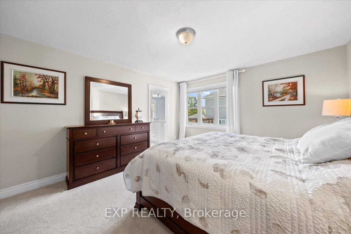 Photo 25 of 33 Solaris Drive, Ottawa, Kanata - Emerald Meadows/Trailwest — HOMEH