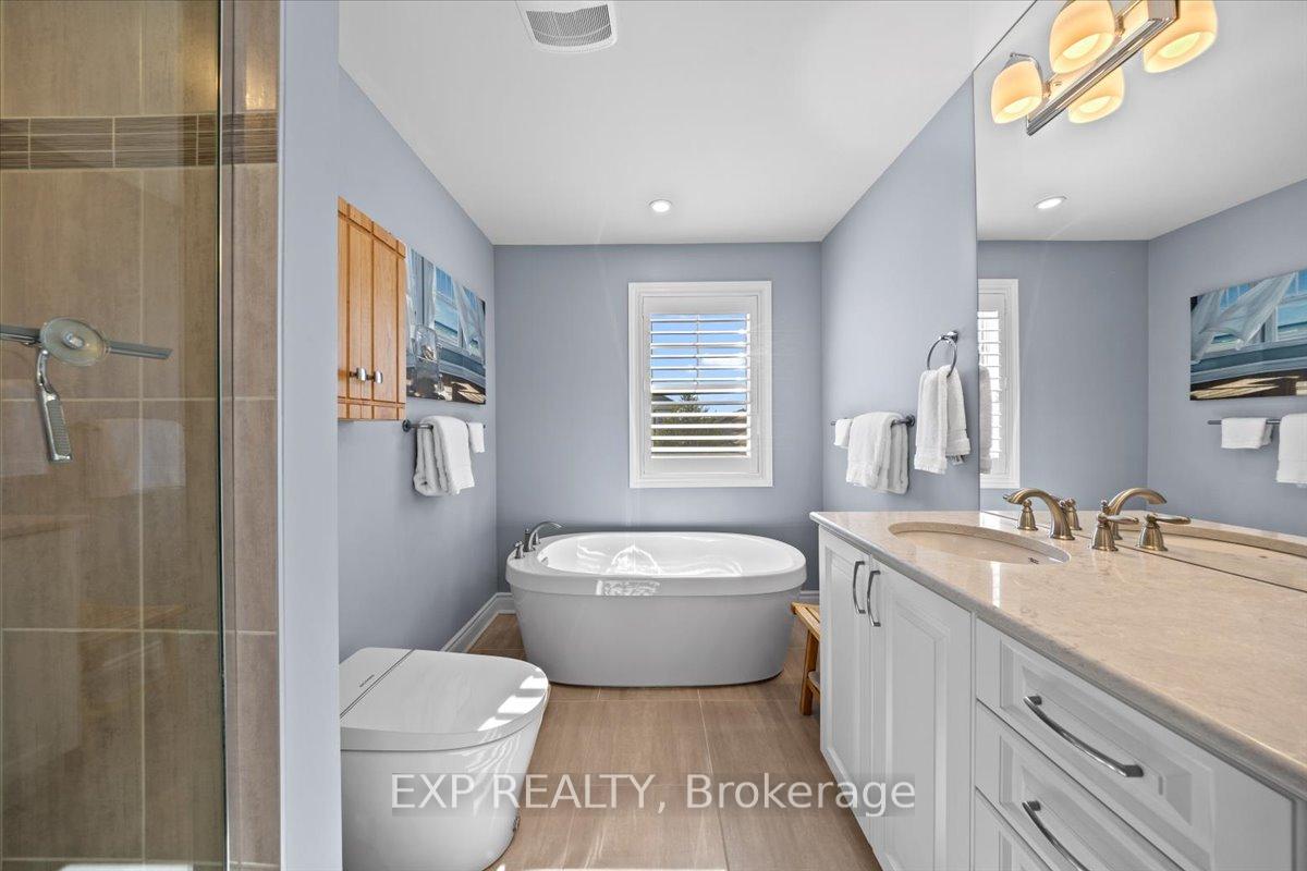 Photo 27 of 33 Solaris Drive, Ottawa, Kanata - Emerald Meadows/Trailwest — HOMEH