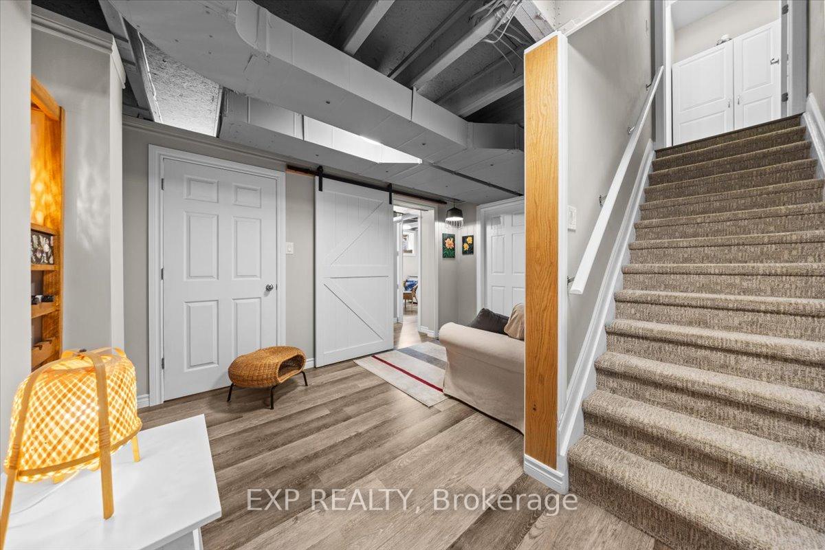 Photo 33 of 33 Solaris Drive, Ottawa, Kanata - Emerald Meadows/Trailwest — HOMEH