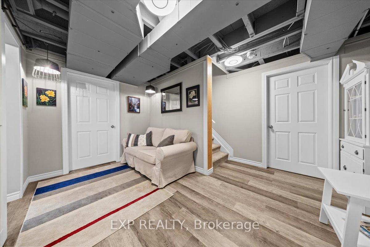 Photo 34 of 33 Solaris Drive, Ottawa, Kanata - Emerald Meadows/Trailwest — HOMEH