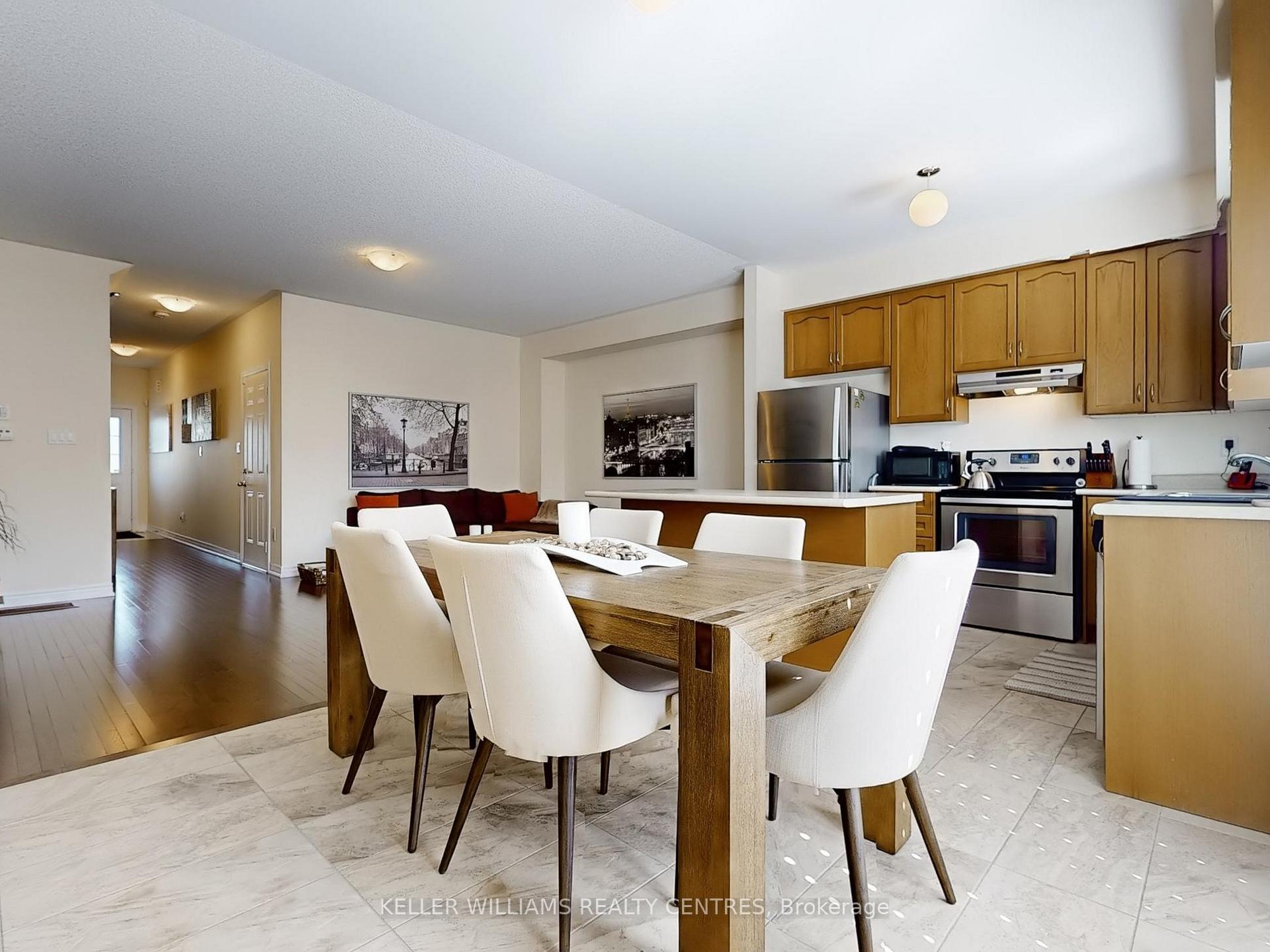 Photo 15 of 1105 Stantin Street, Innisfil, Lefroy — HOMEH