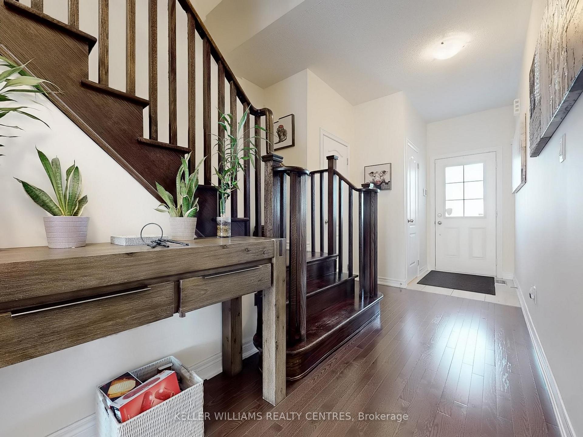 Photo 19 of 1105 Stantin Street, Innisfil, Lefroy — HOMEH