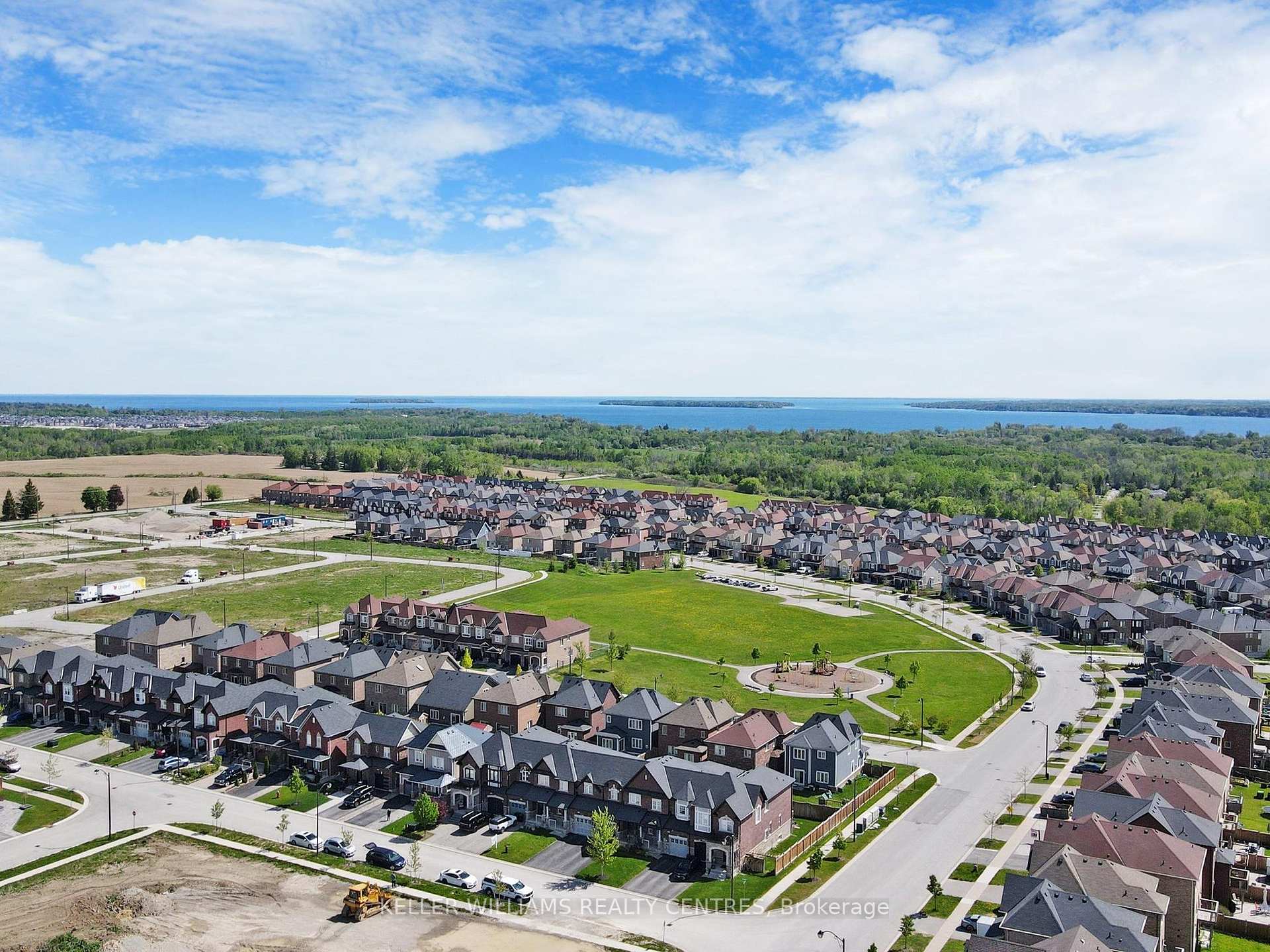Photo 45 of 1105 Stantin Street, Innisfil, Lefroy — HOMEH