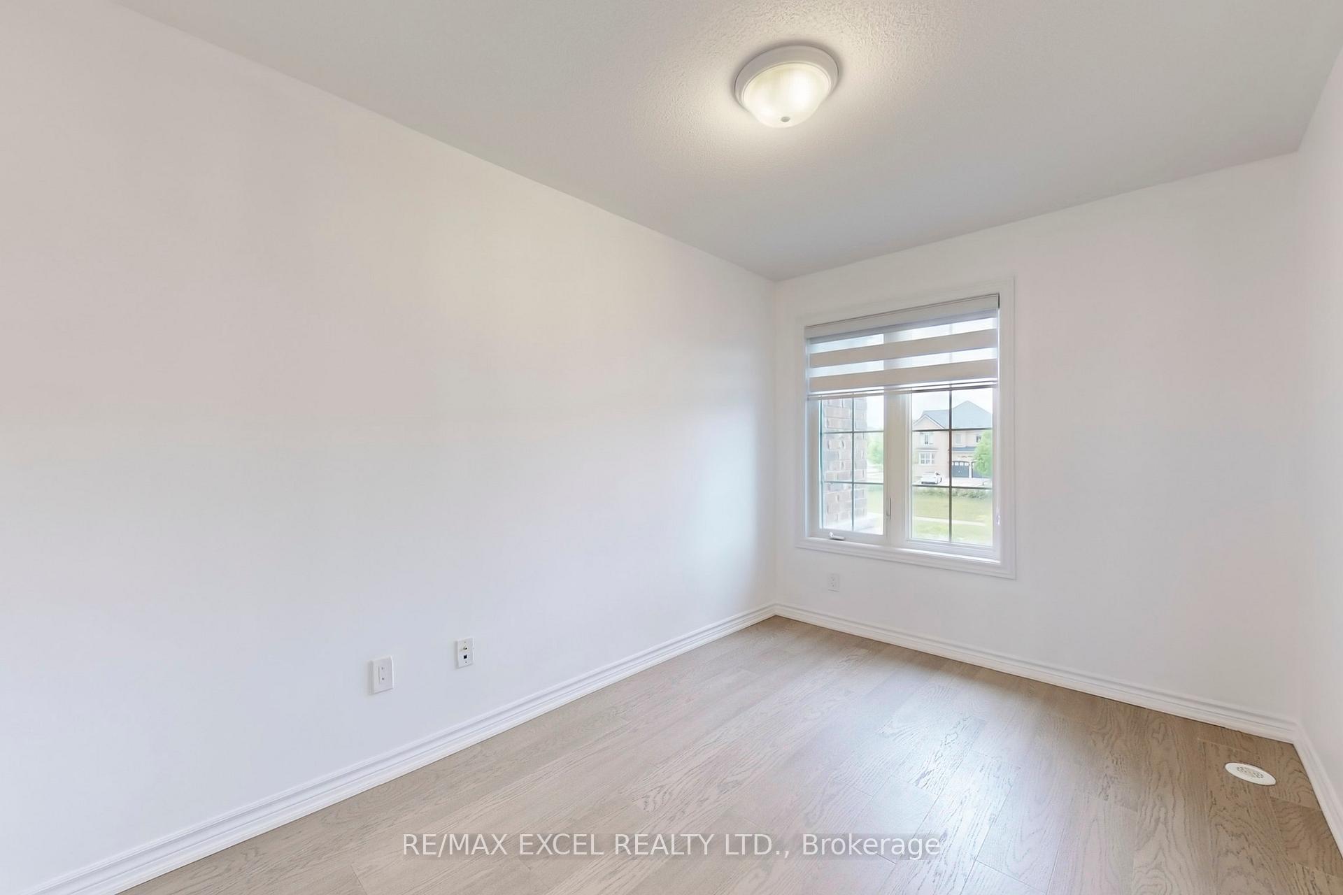 Photo 9 of 283 Dundas Way, Markham, Greensborough — HOMEH