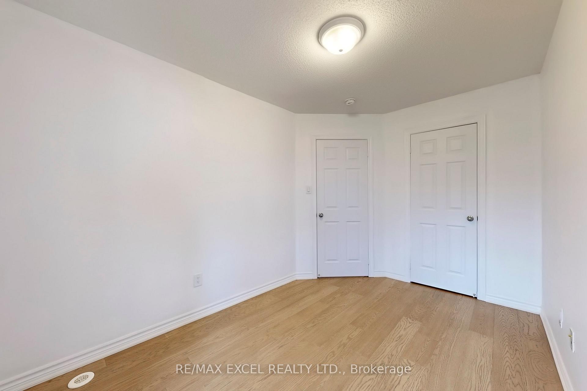Photo 10 of 283 Dundas Way, Markham, Greensborough — HOMEH