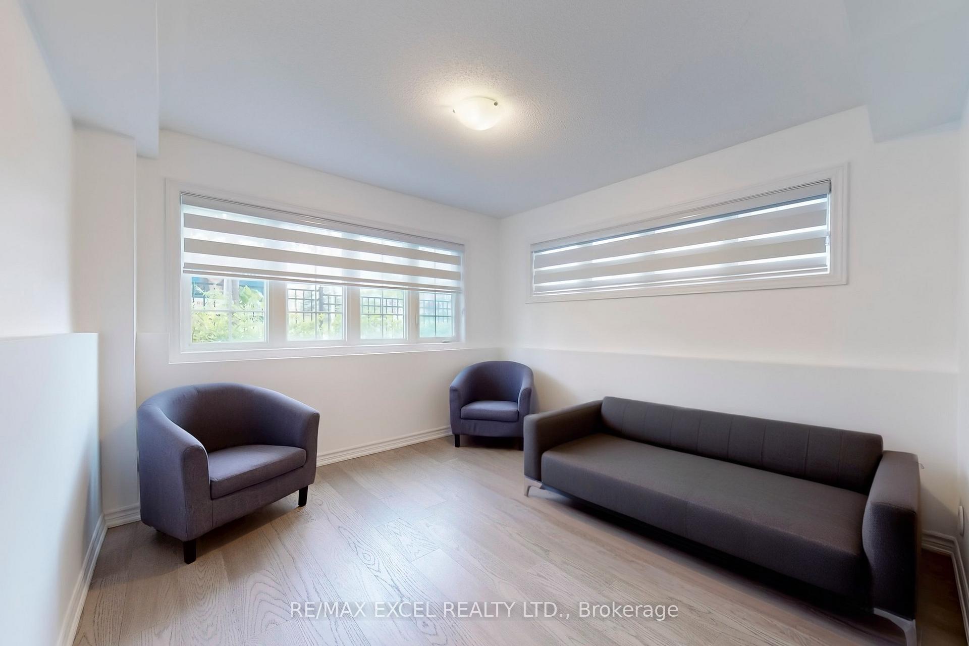 Photo 18 of 283 Dundas Way, Markham, Greensborough — HOMEH